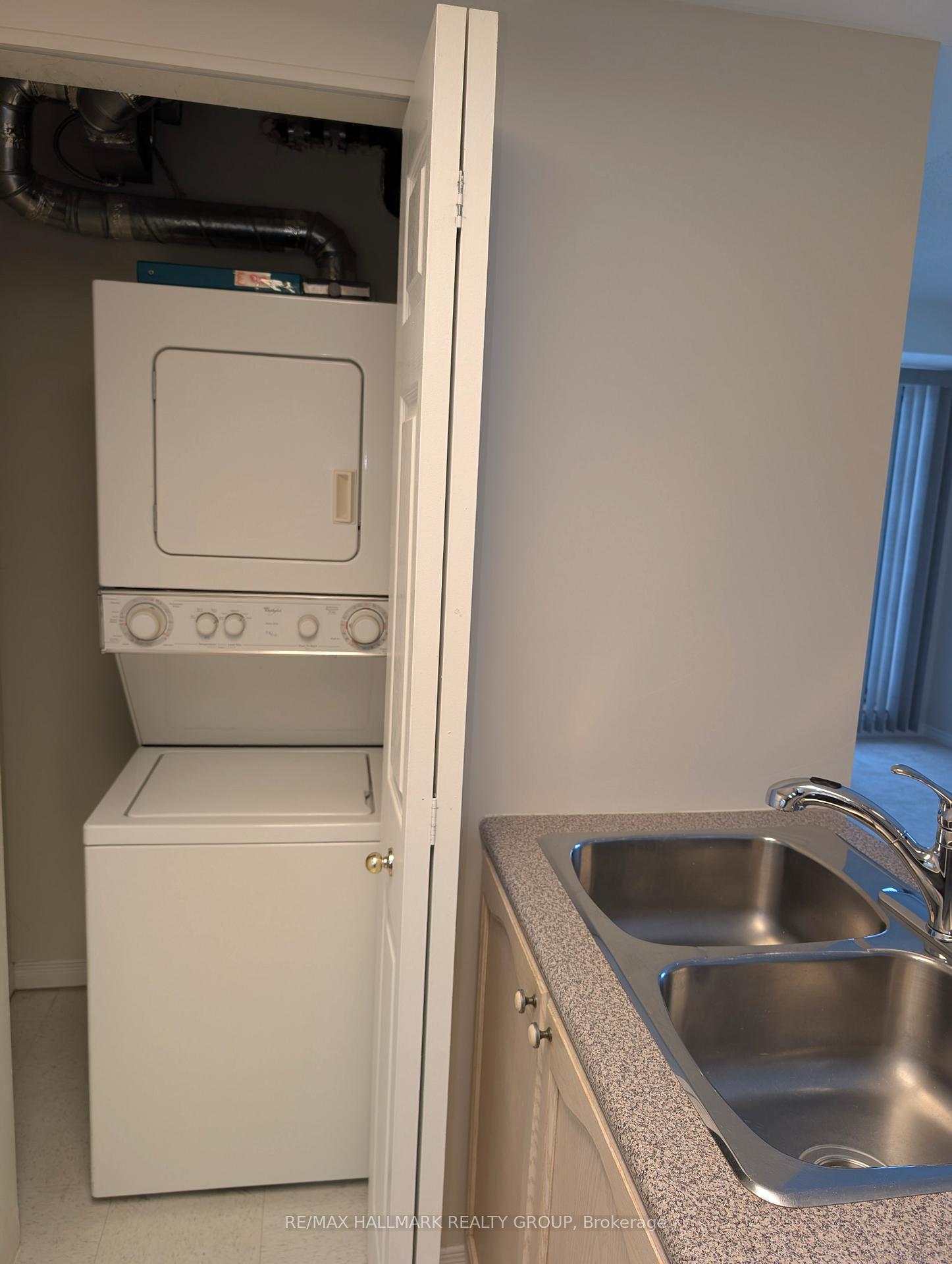 Photo 13 of Unit 6F, 310 Central Park Drive, Ottawa, Central Park — HOMEH