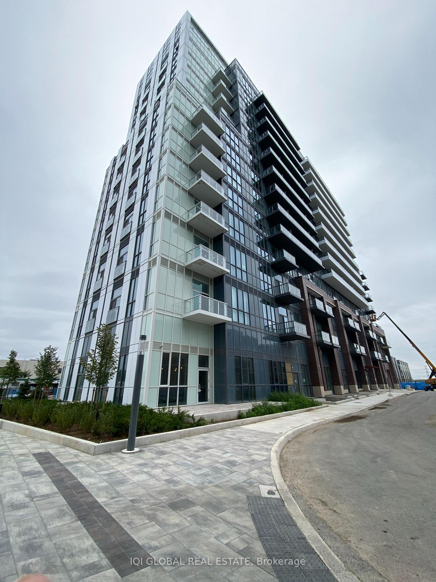 Front of Unit 318, 60 Honeycrisp Crescent E