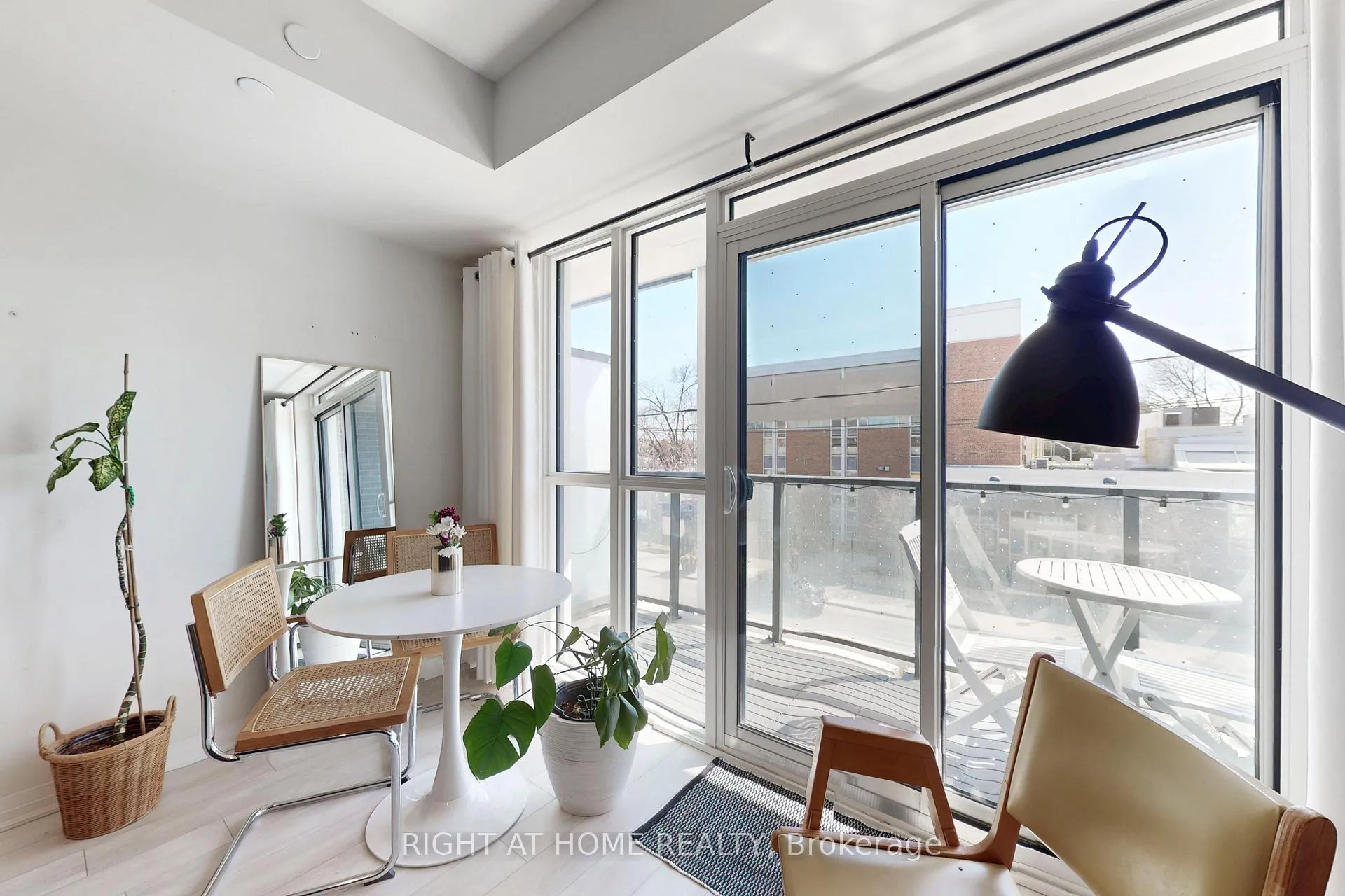 Photo 3 of Unit 202, 1630 Queen Street E, Toronto, The Beaches — HOMEH