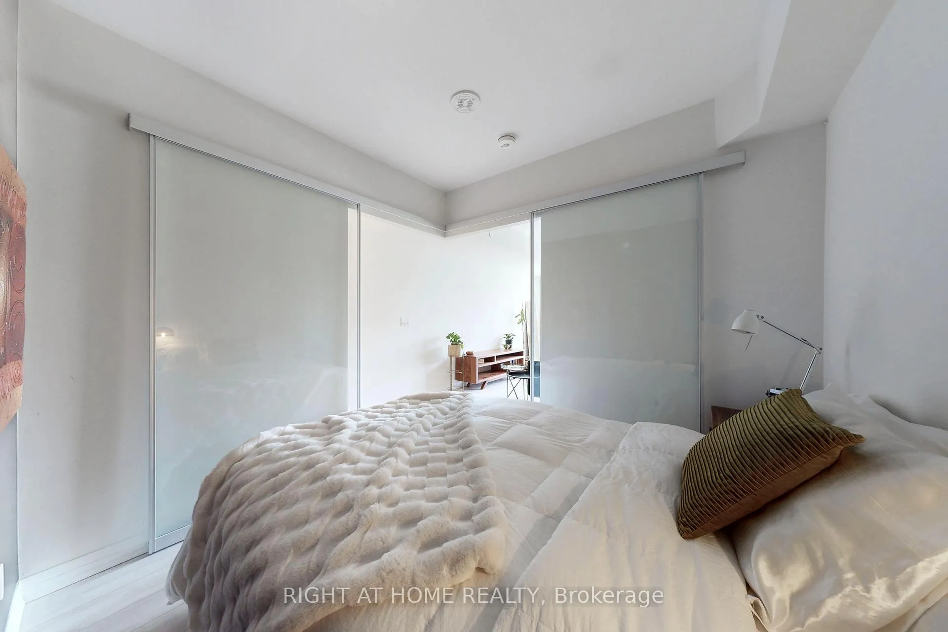 Photo 6 of Unit 202, 1630 Queen Street E, Toronto, The Beaches — HOMEH