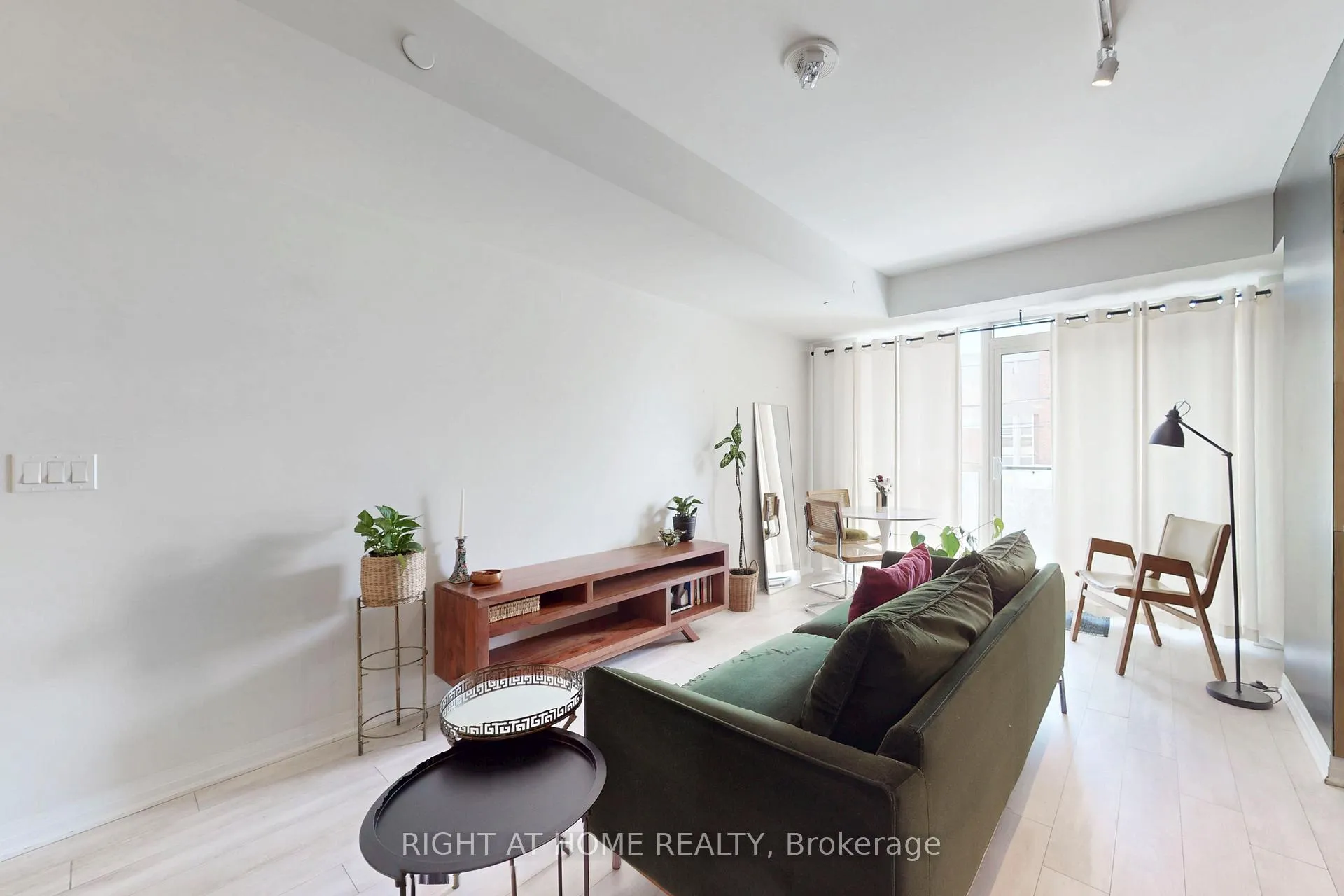 Photo 18 of Unit 202, 1630 Queen Street E, Toronto, The Beaches — HOMEH