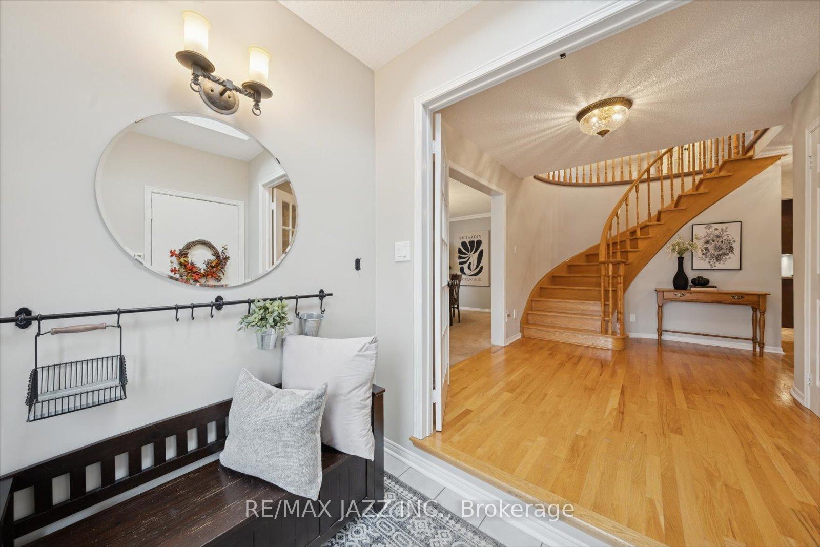 Photo 6 of 17 Kingswood Drive, Clarington, Courtice — HOMEH