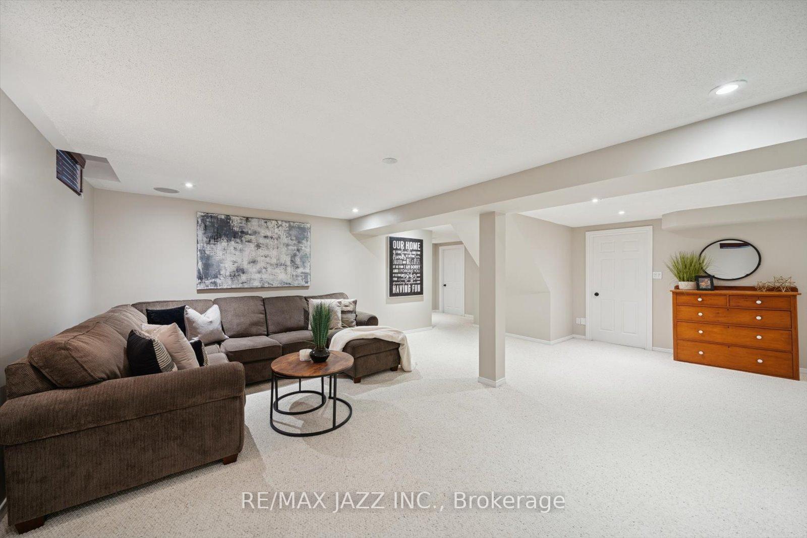 Photo 36 of 17 Kingswood Drive, Clarington, Courtice — HOMEH