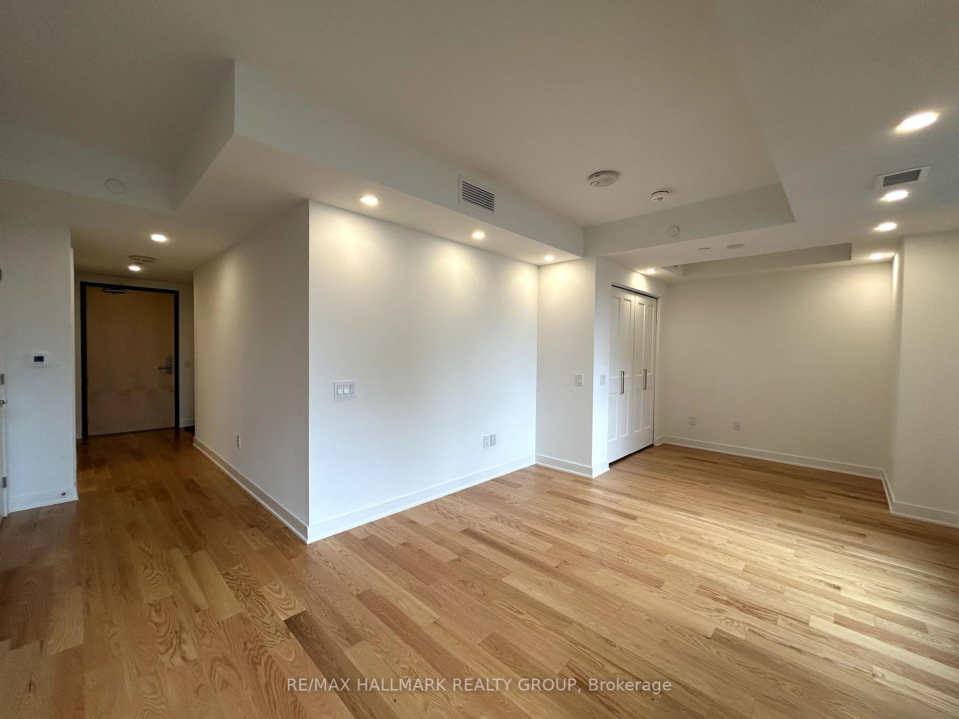 Photo 8 of Unit 1108, 340 Queen Street, Ottawa, Ottawa Centre — HOMEH