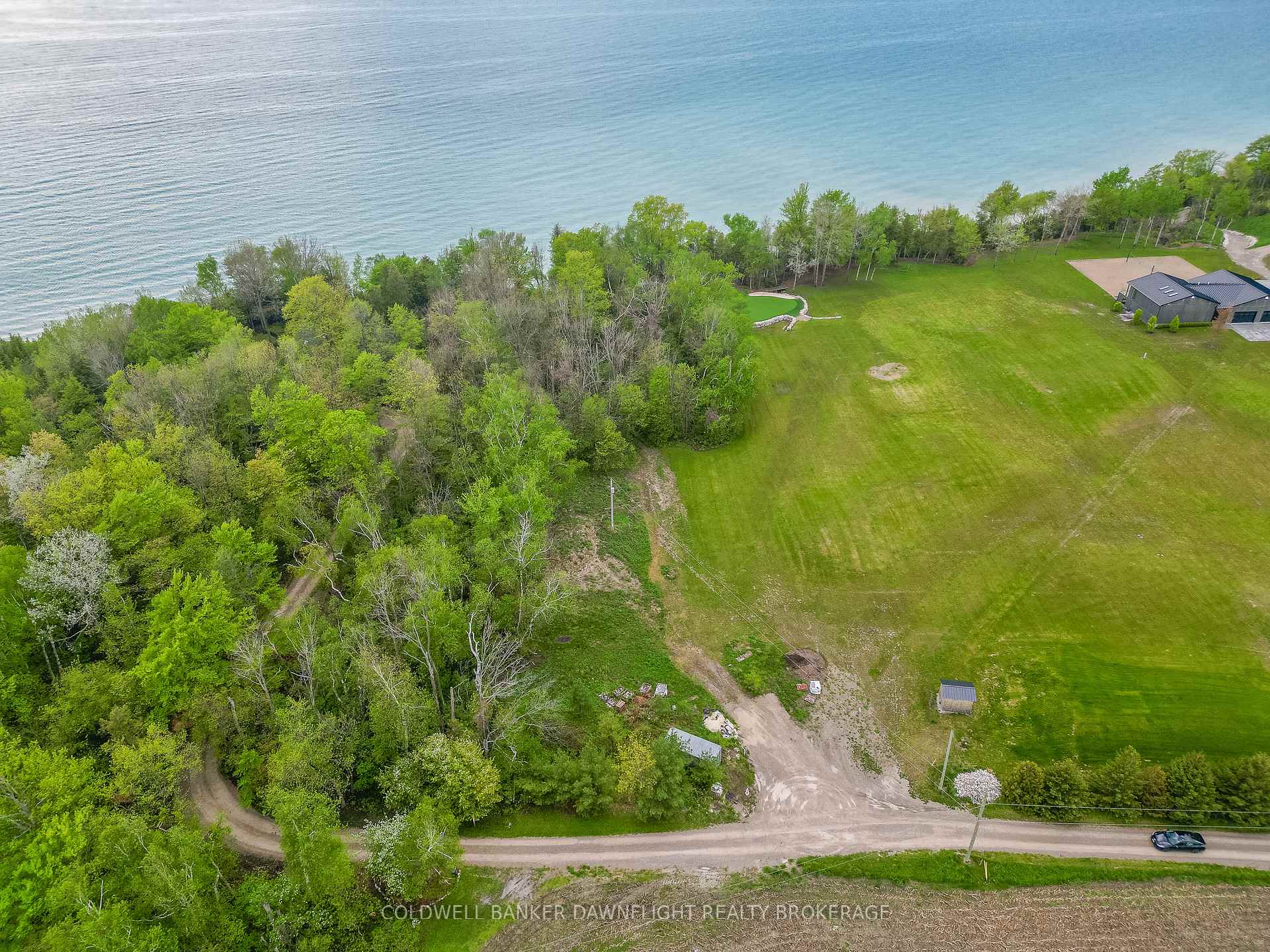 Photo 2 of 33541 Black's Point Road, Central Huron, Goderich — HOMEH