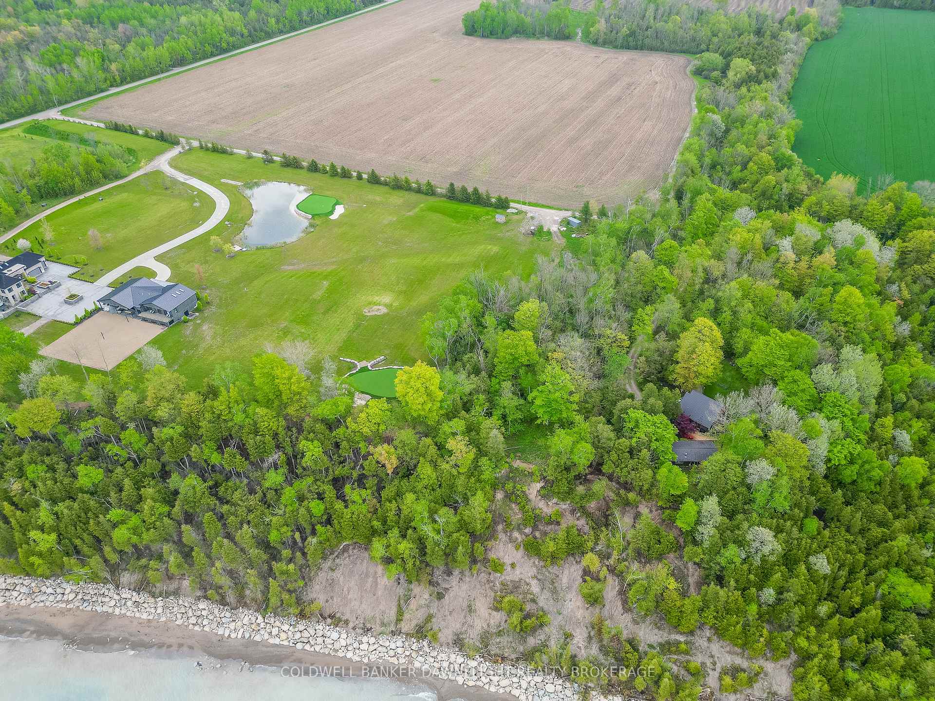 Photo 10 of 33541 Black's Point Road, Central Huron, Goderich — HOMEH