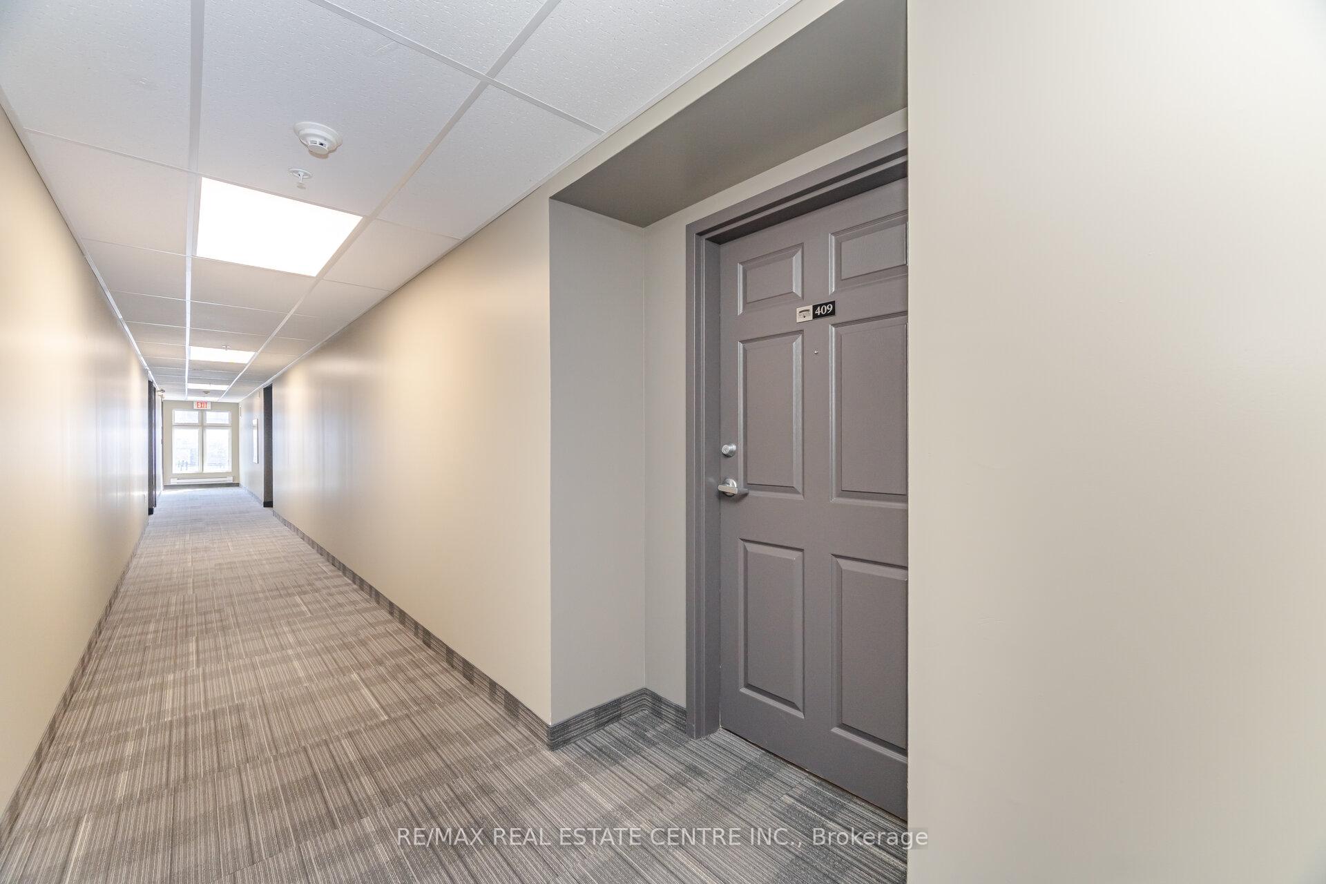 Front of Unit 409, 45 Kingsbury Square