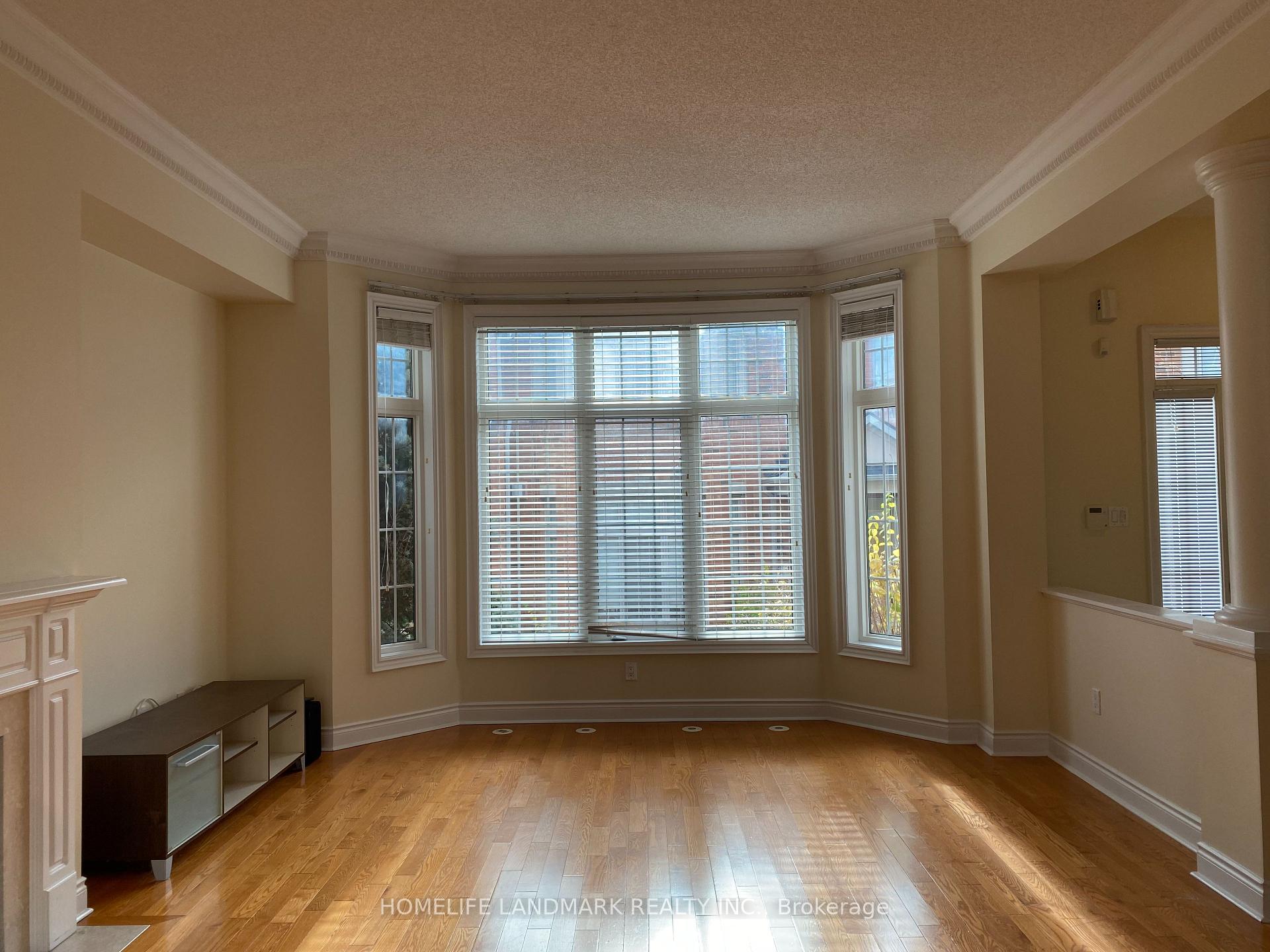 Photo 24 of 157 Legends Way, Markham, Unionville — HOMEH