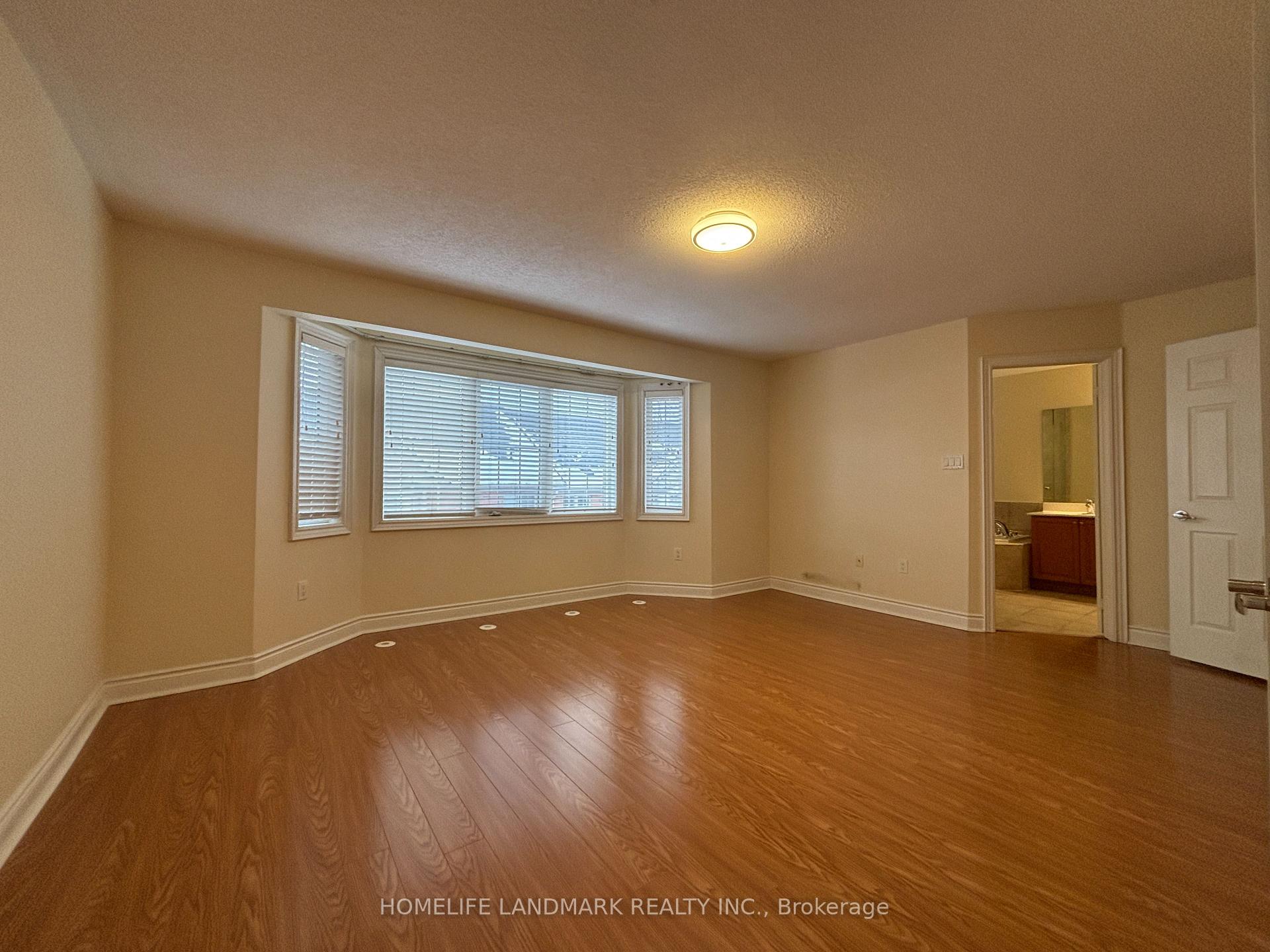 Photo 36 of 157 Legends Way, Markham, Unionville — HOMEH