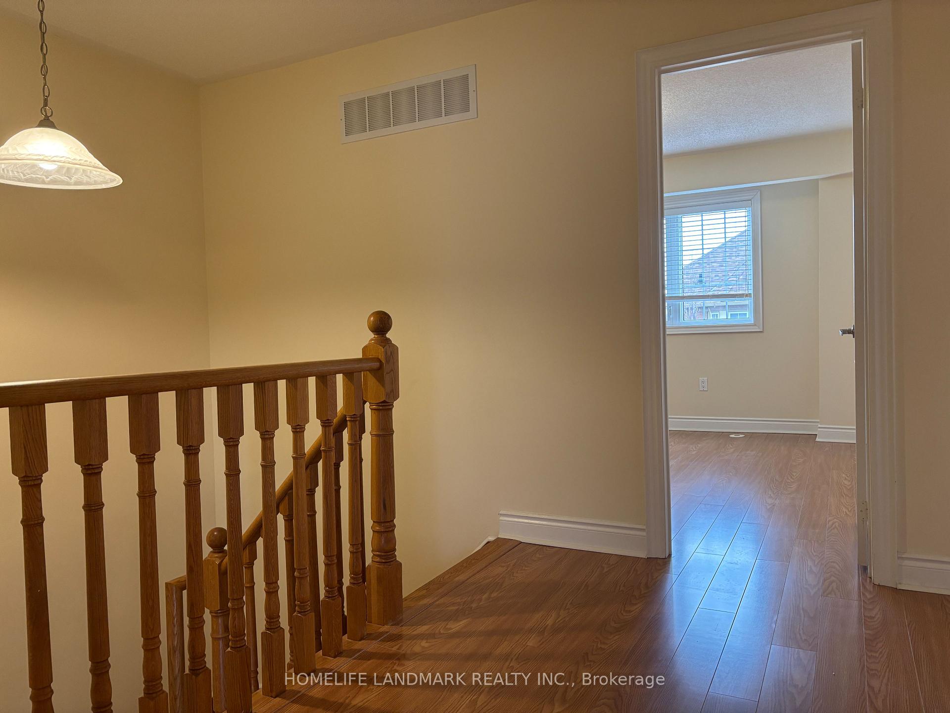 Photo 41 of 157 Legends Way, Markham, Unionville — HOMEH