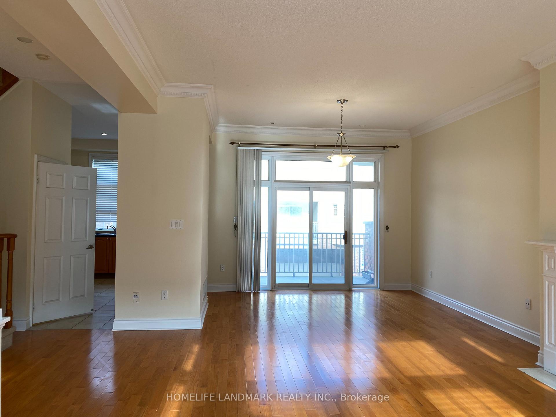 Photo 10 of 157 Legends Way, Markham, Unionville — HOMEH