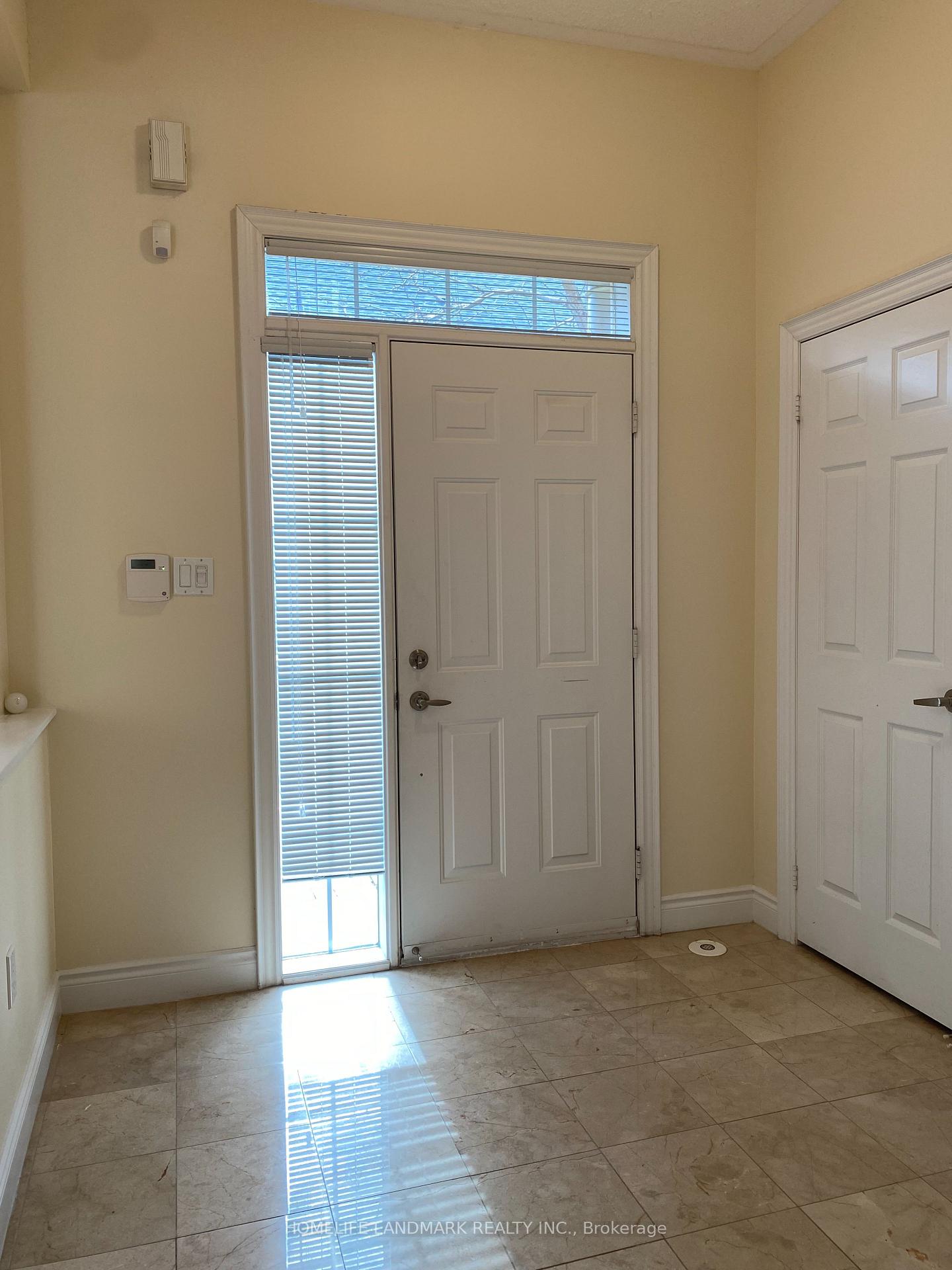 Photo 13 of 157 Legends Way, Markham, Unionville — HOMEH