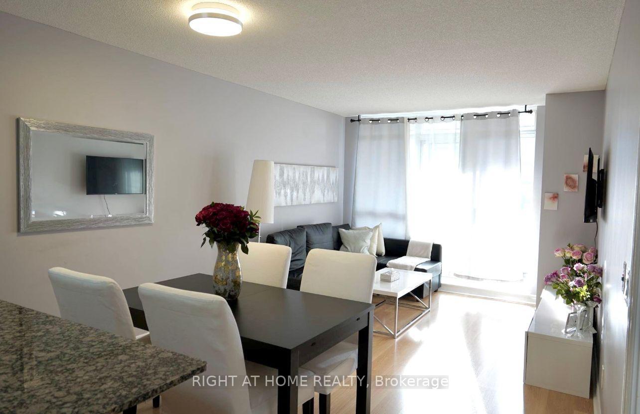 Photo 9 of Unit 708, 60 Disera Drive, Vaughan, Beverley Glen — HOMEH