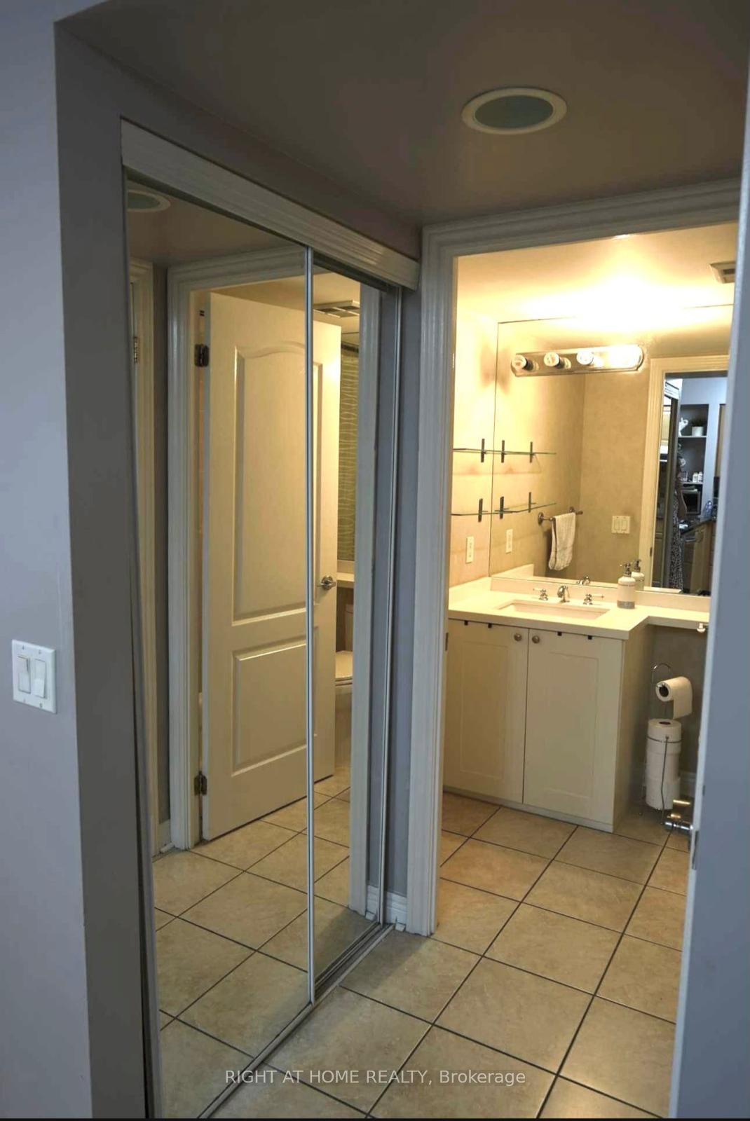 Photo 12 of Unit 708, 60 Disera Drive, Vaughan, Beverley Glen — HOMEH