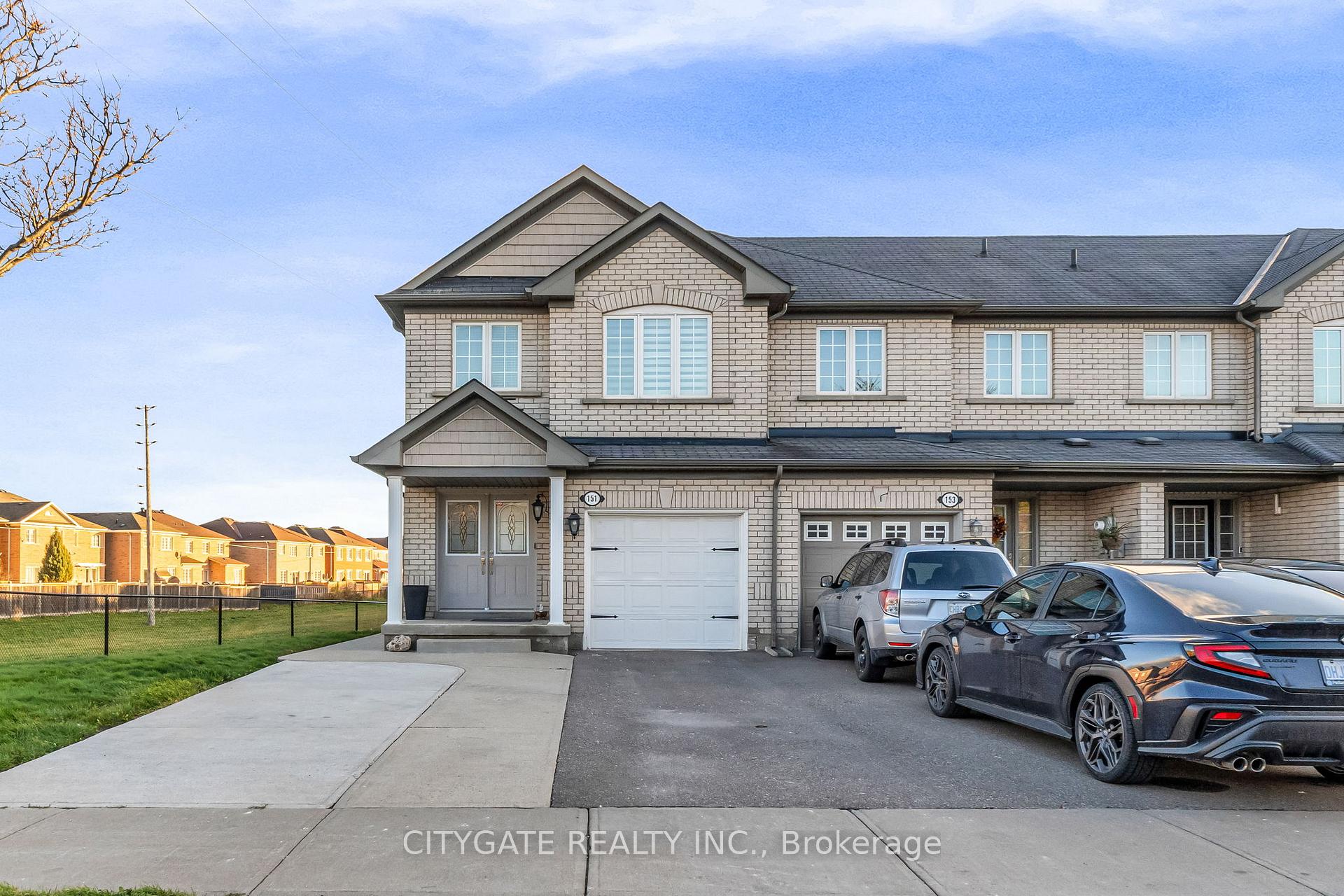 Photo 2 of 151 Spicebush Terrace, Brampton, Credit Valley — HOMEH