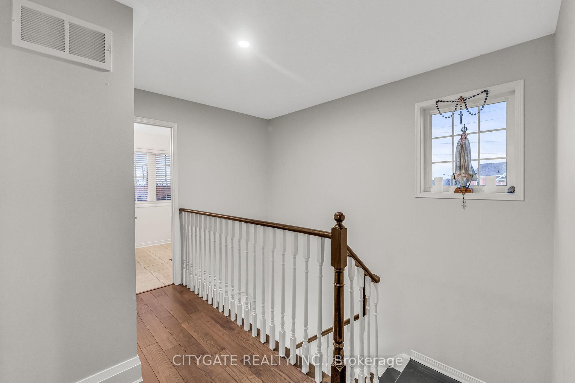 Photo 22 of 151 Spicebush Terrace, Brampton, Credit Valley — HOMEH