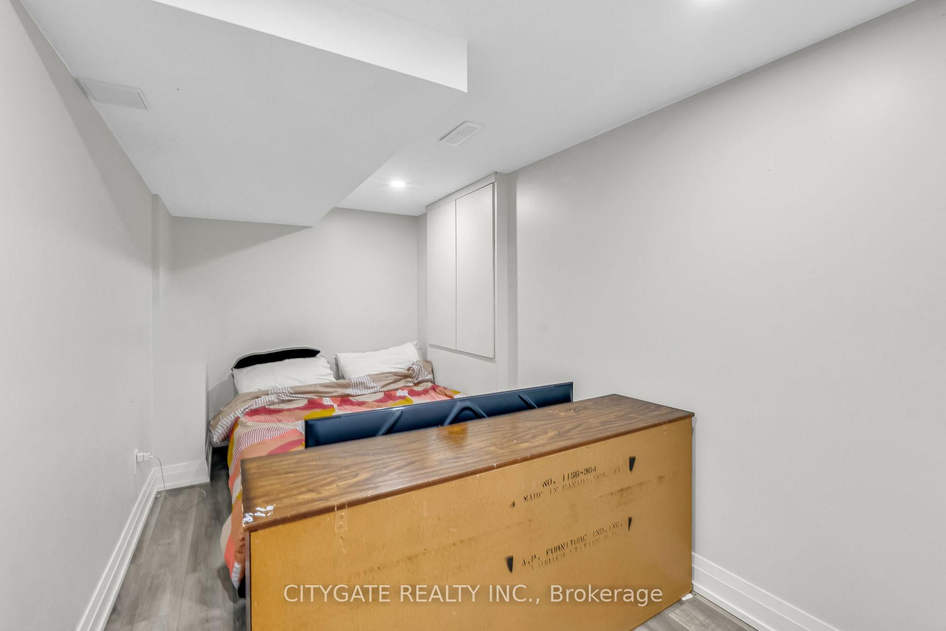 Photo 43 of 151 Spicebush Terrace, Brampton, Credit Valley — HOMEH