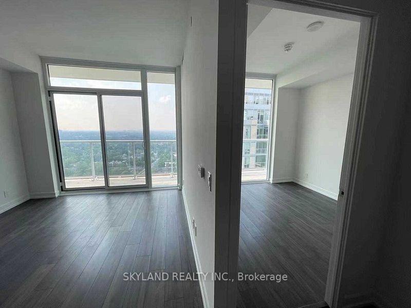 Photo 5 of Unit 2213, 33 Helendale Avenue, Toronto, Yonge-Eglinton — HOMEH