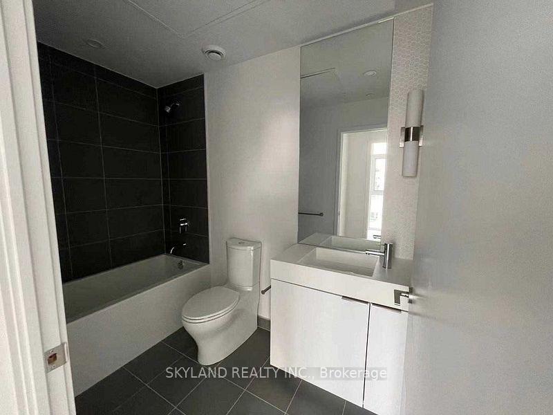 Photo 8 of Unit 2213, 33 Helendale Avenue, Toronto, Yonge-Eglinton — HOMEH