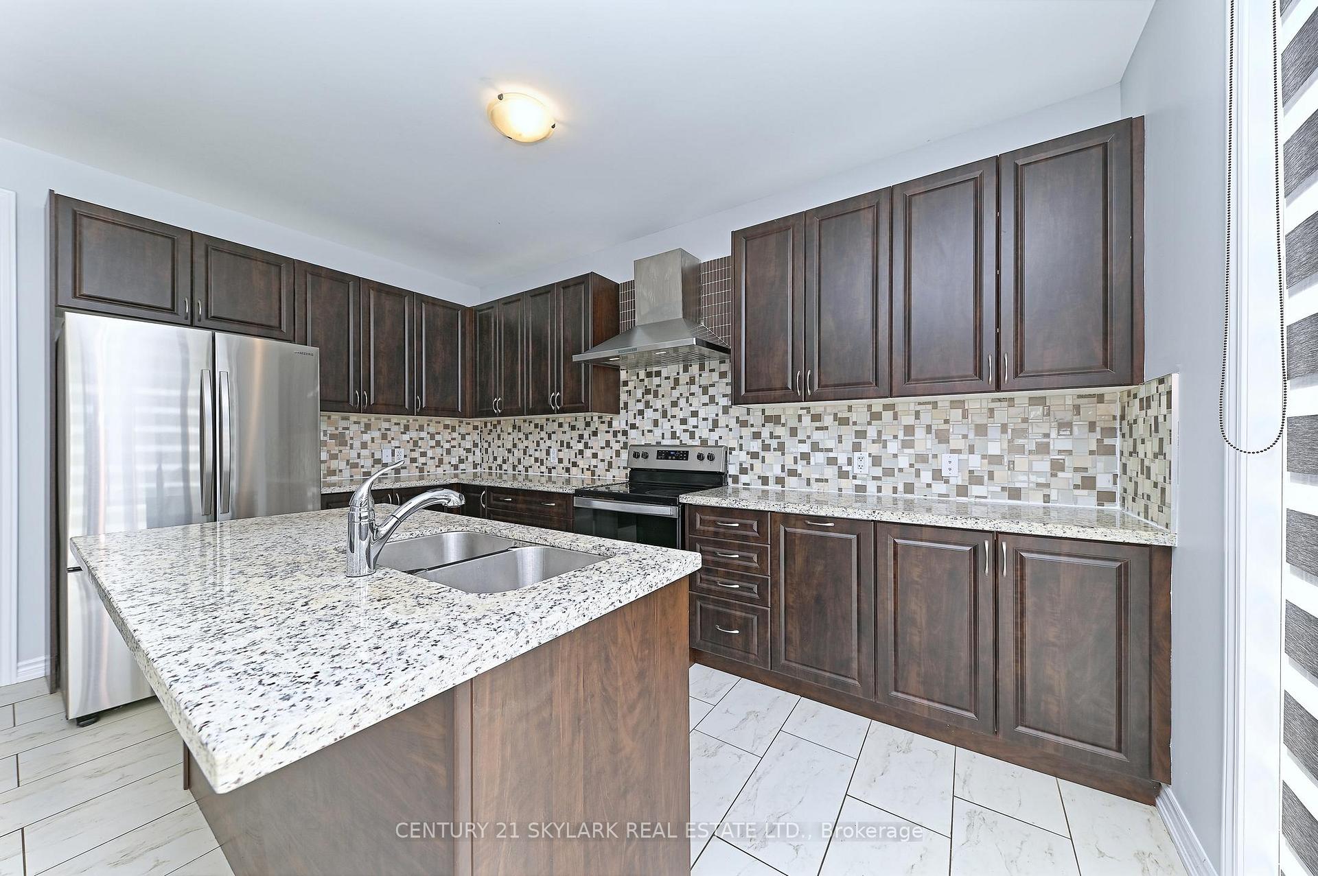 Photo 11 of 154 Petch Avenue, Caledon, Rural Caledon — HOMEH