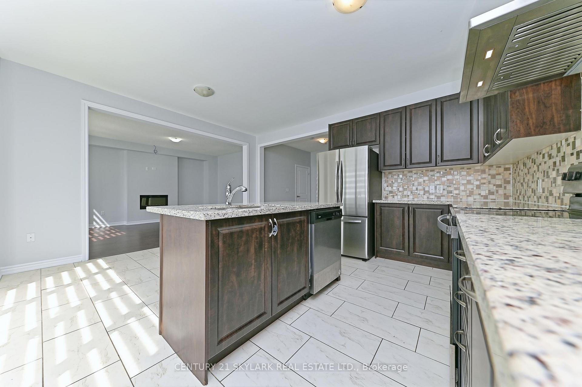Photo 12 of 154 Petch Avenue, Caledon, Rural Caledon — HOMEH