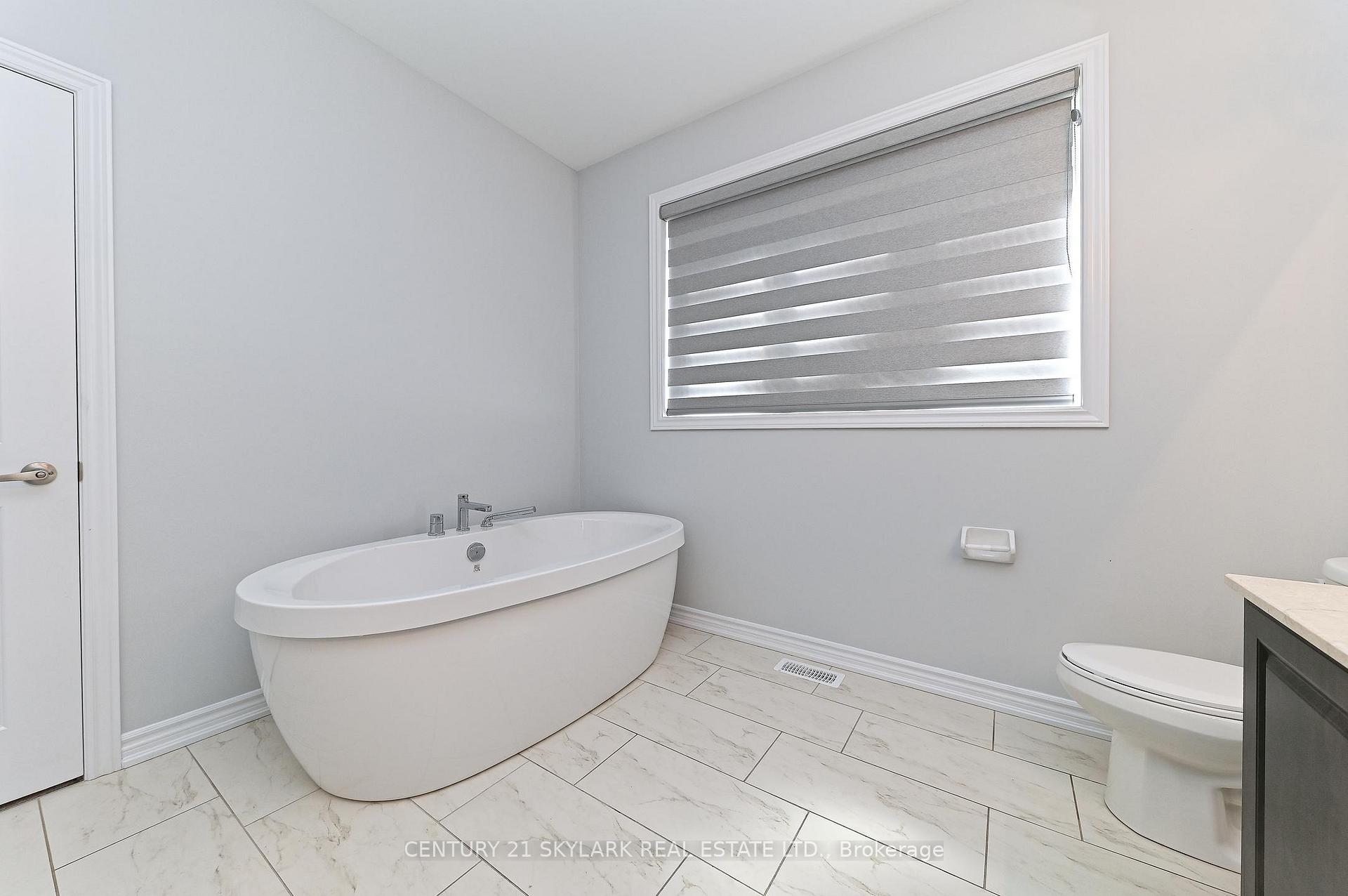 Photo 24 of 154 Petch Avenue, Caledon, Rural Caledon — HOMEH