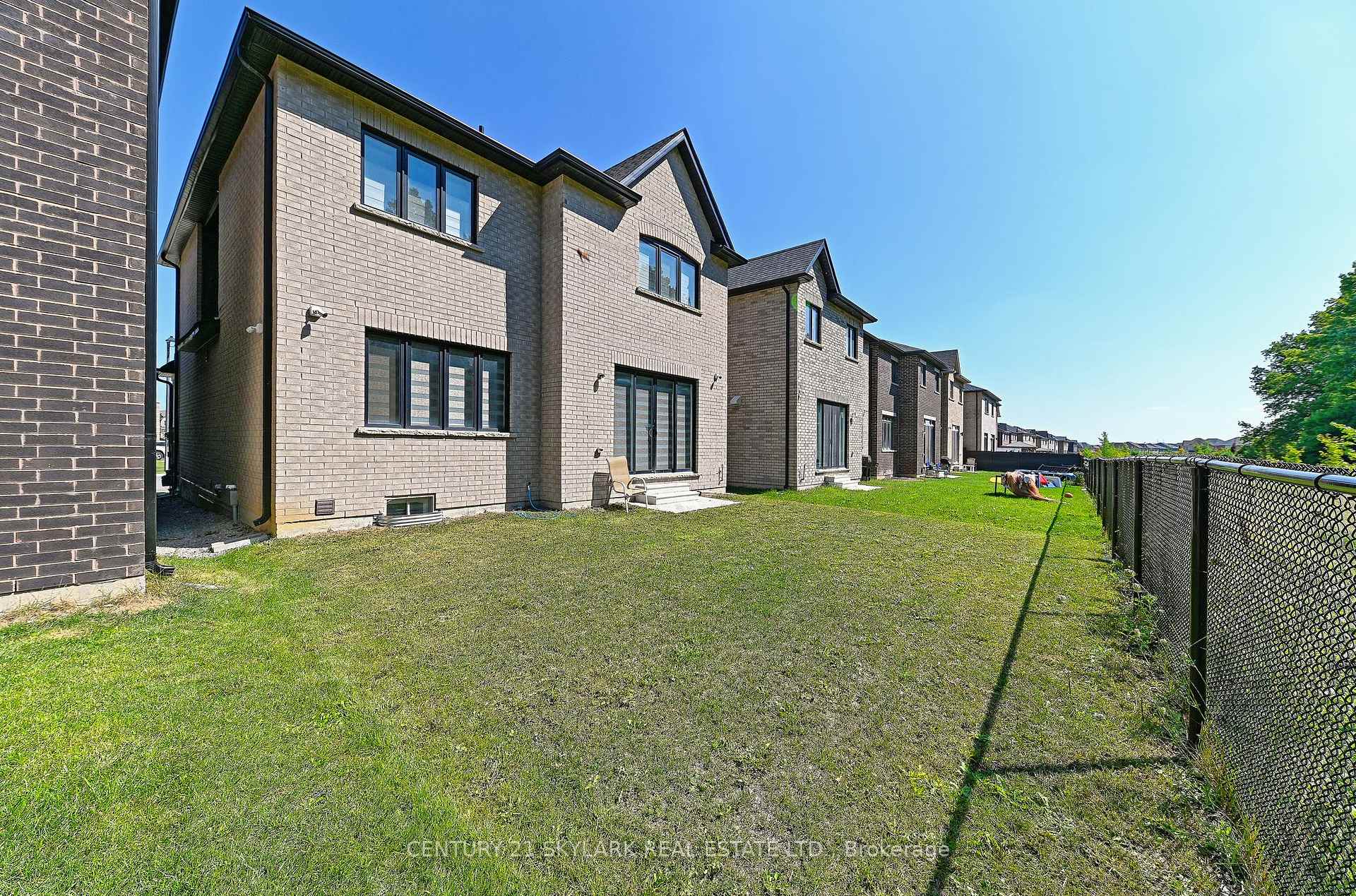Photo 43 of 154 Petch Avenue, Caledon, Rural Caledon — HOMEH