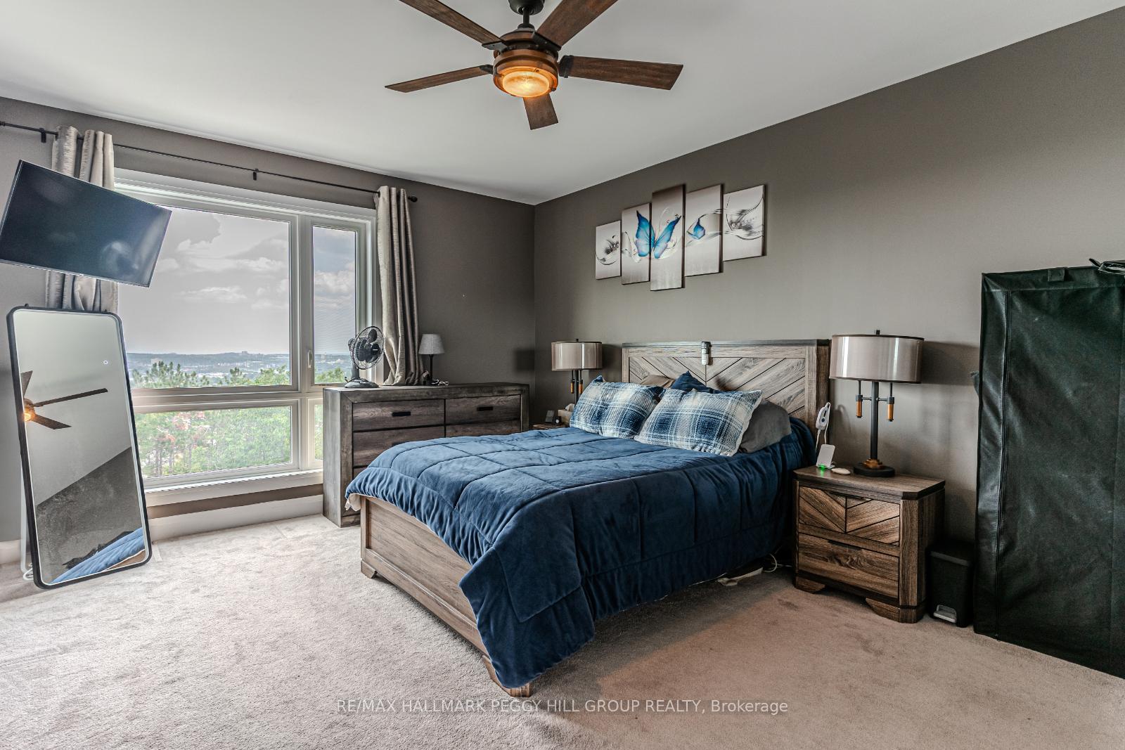 Photo 8 of Unit 501, 302 Essa Road, Barrie, 400 West — HOMEH
