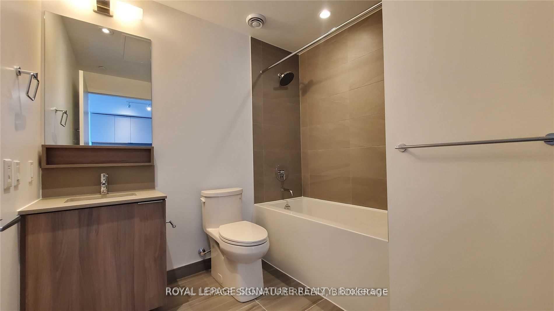 Photo 9 of Unit 3901, 950 Portage Parkway, Vaughan, Vaughan Corporate Centre — HOMEH