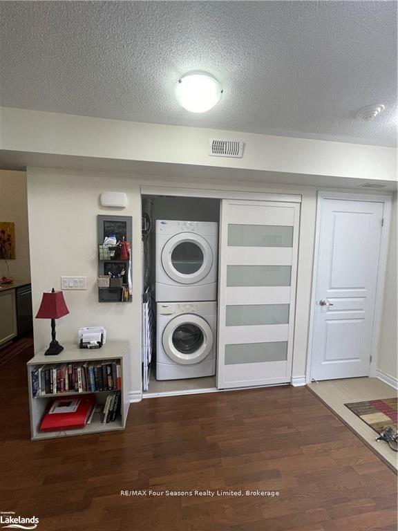 Photo 10 of Unit 304, 3 Brandy Lane Drive, Collingwood — HOMEH