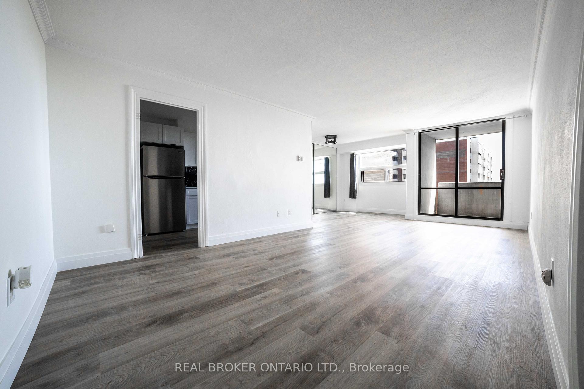 Photo 2 of Unit 2704, 3 Massey Square, Toronto, Crescent Town — HOMEH