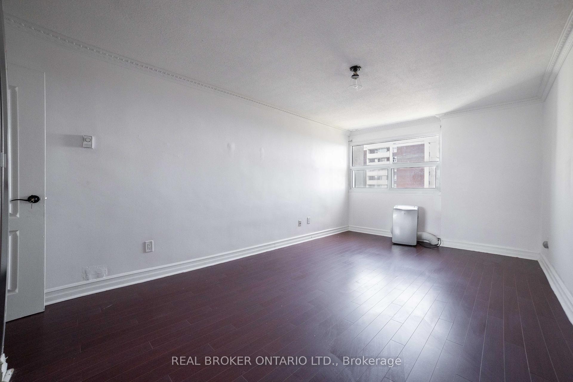Photo 11 of Unit 2704, 3 Massey Square, Toronto, Crescent Town — HOMEH