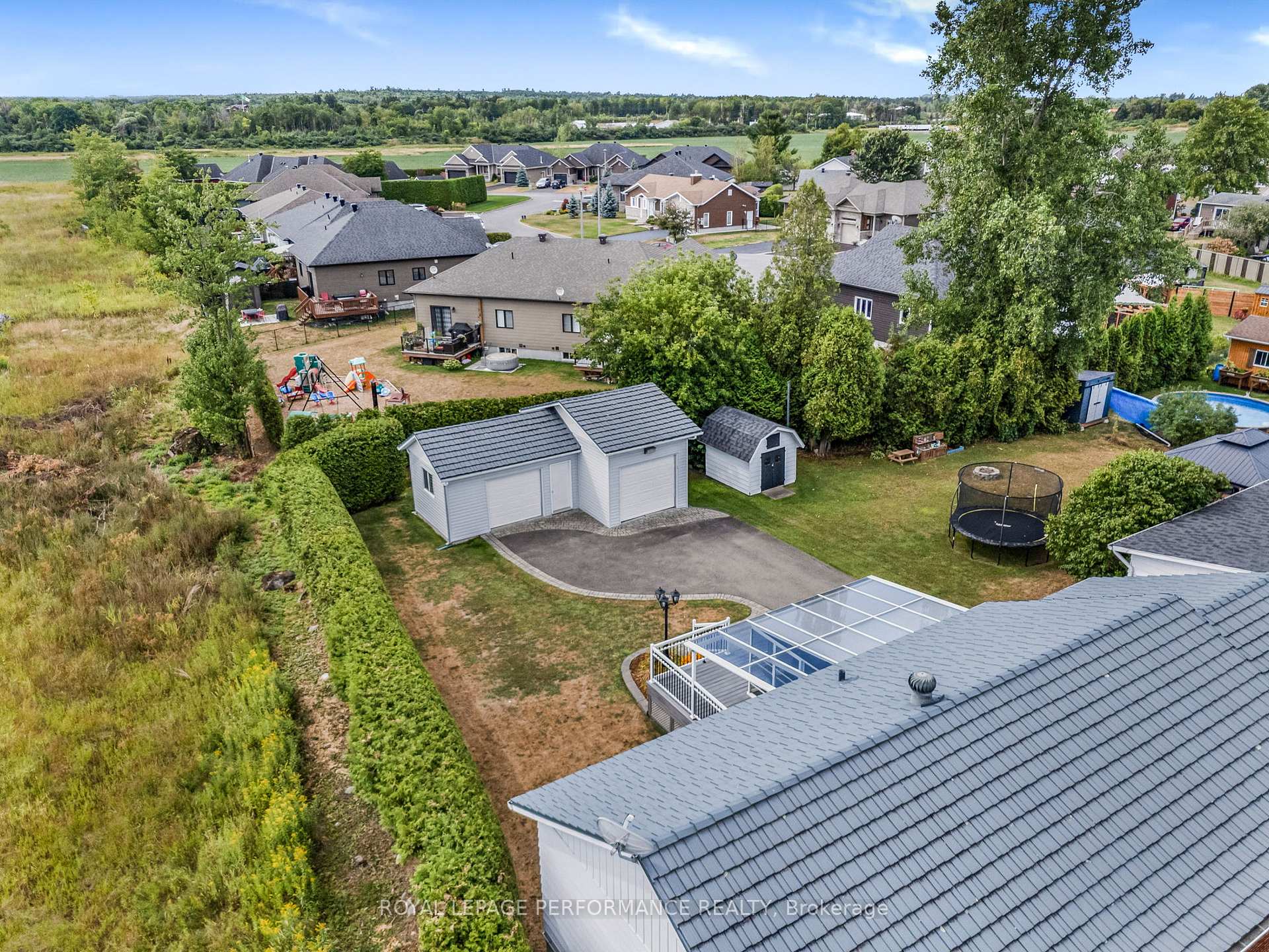 Photo 27 of 803 Victoria Street, Champlain, L'Orignal — HOMEH