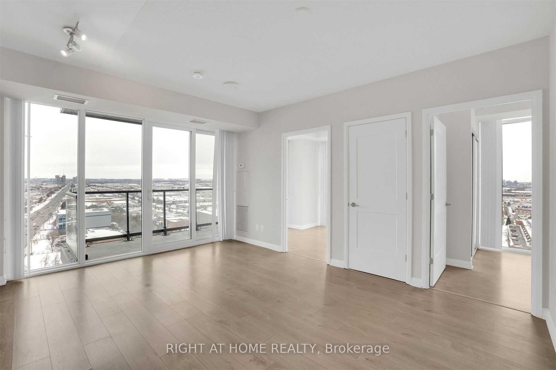 Photo 8 of Unit 2115, 7895 Jane Street, Vaughan, Concord — HOMEH