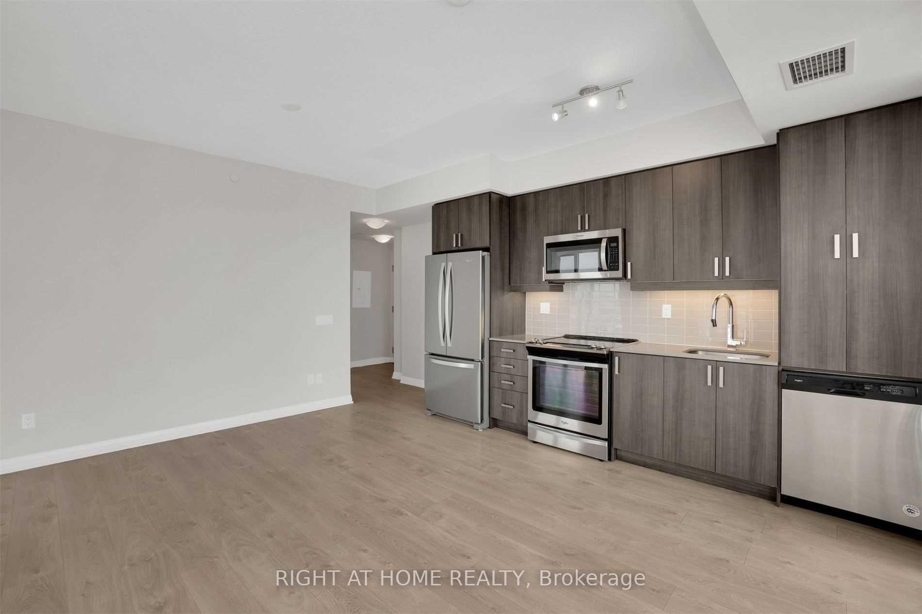 Photo 11 of Unit 2115, 7895 Jane Street, Vaughan, Concord — HOMEH
