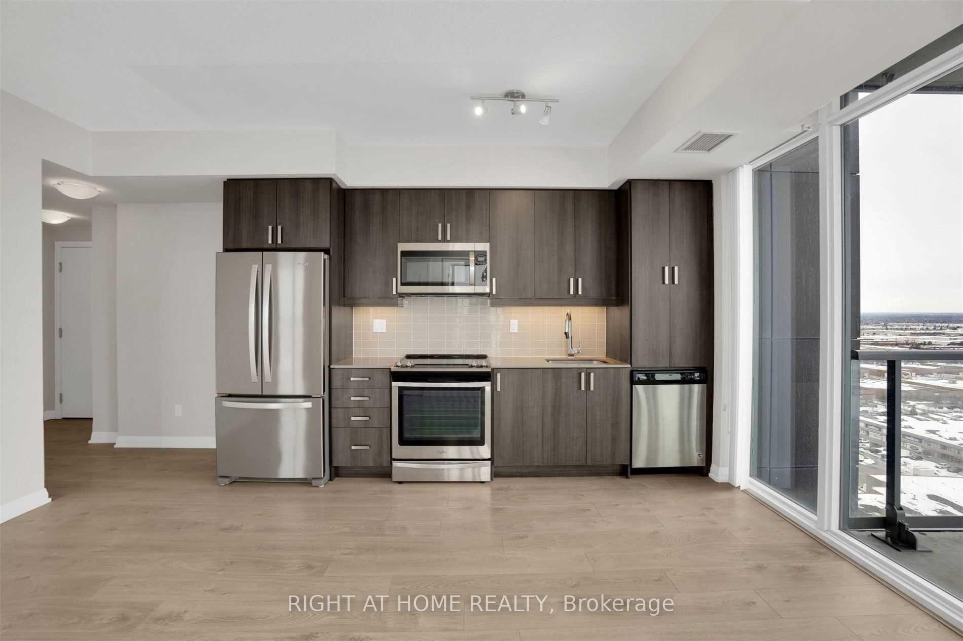 Photo 13 of Unit 2115, 7895 Jane Street, Vaughan, Concord — HOMEH