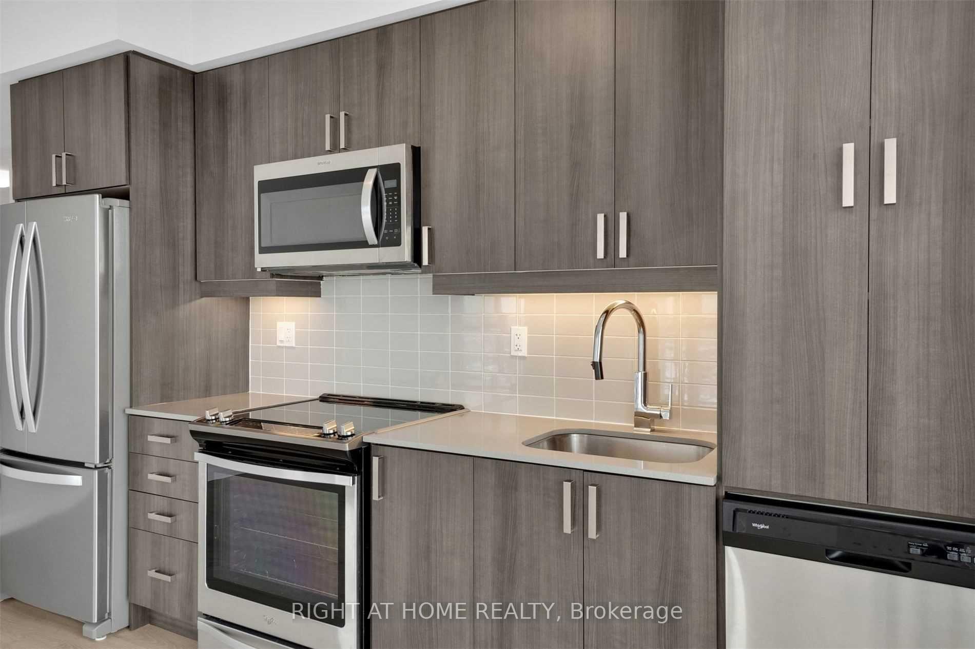 Photo 14 of Unit 2115, 7895 Jane Street, Vaughan, Concord — HOMEH