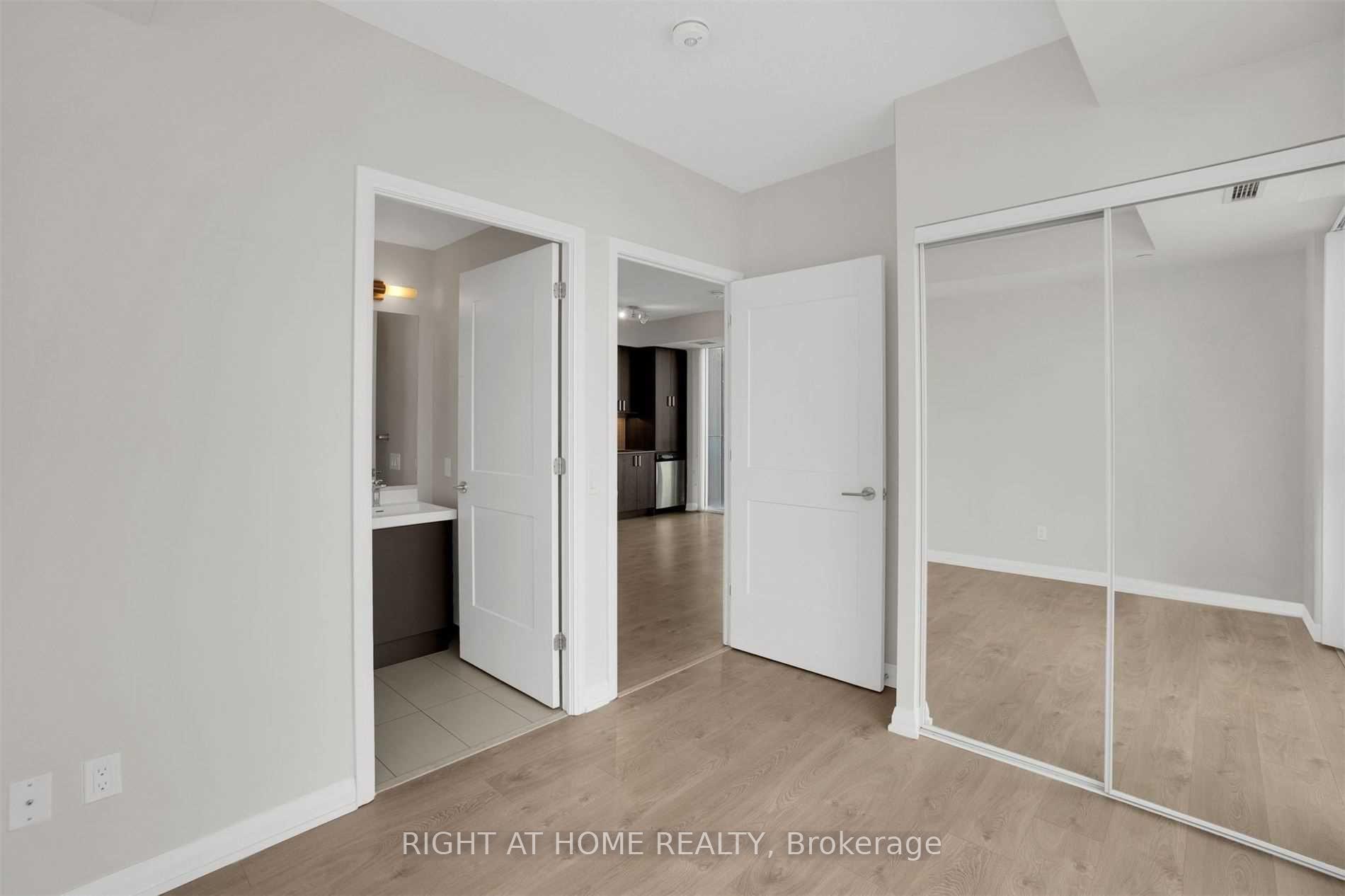Photo 15 of Unit 2115, 7895 Jane Street, Vaughan, Concord — HOMEH