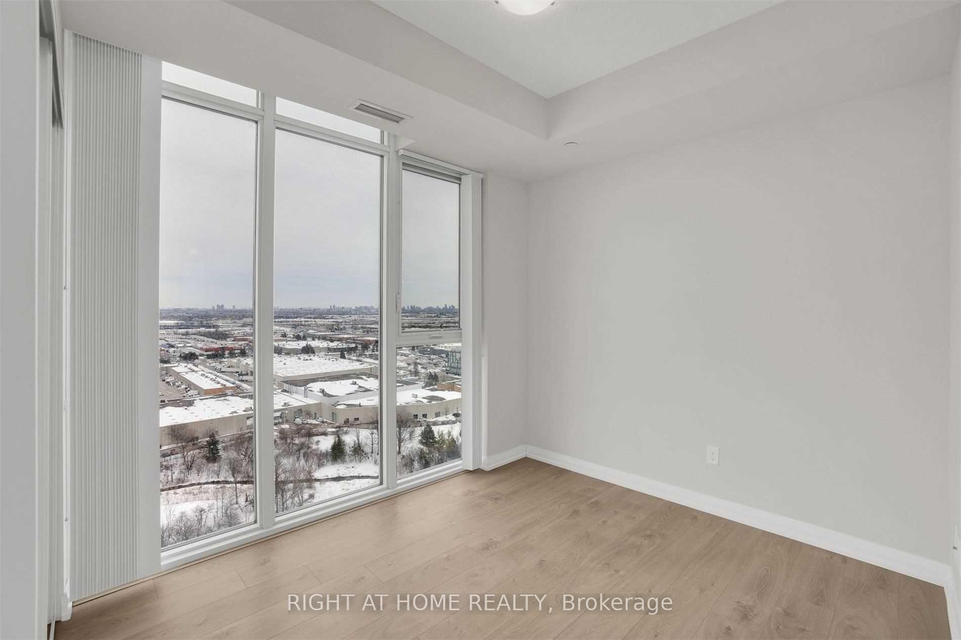 Photo 16 of Unit 2115, 7895 Jane Street, Vaughan, Concord — HOMEH