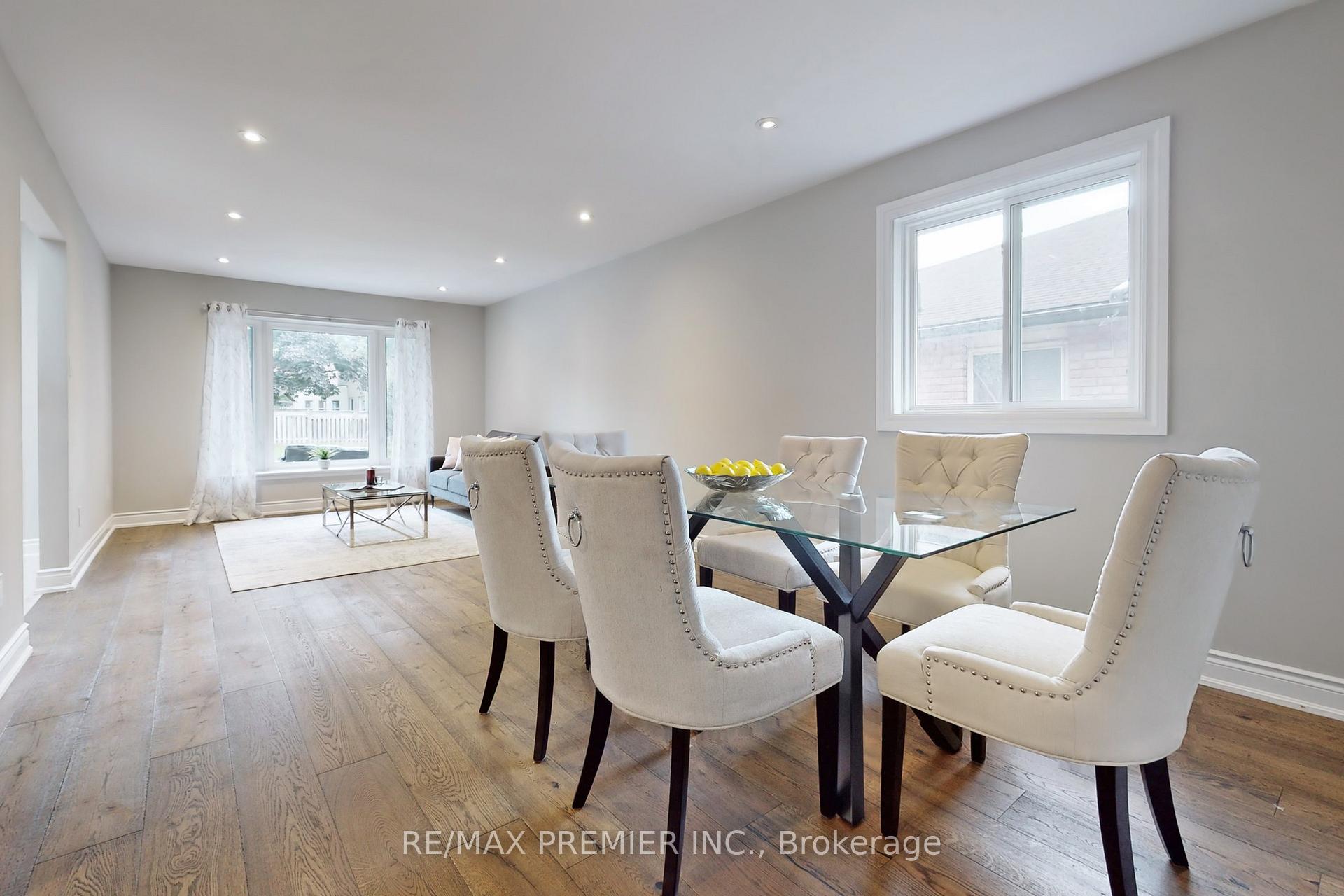 Photo 9 of 145 Fox Run, Barrie, Letitia Heights — HOMEH