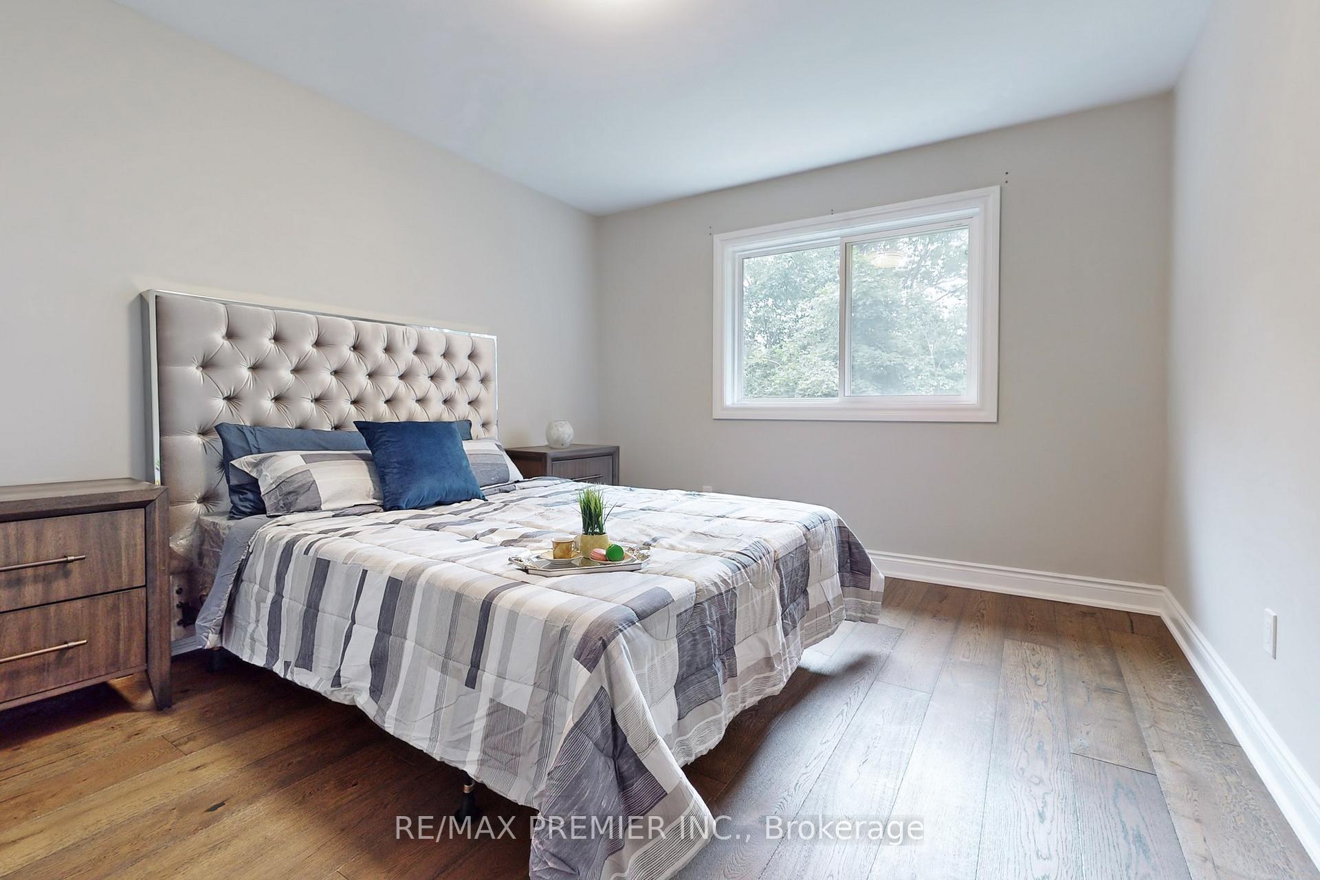 Photo 20 of 145 Fox Run, Barrie, Letitia Heights — HOMEH