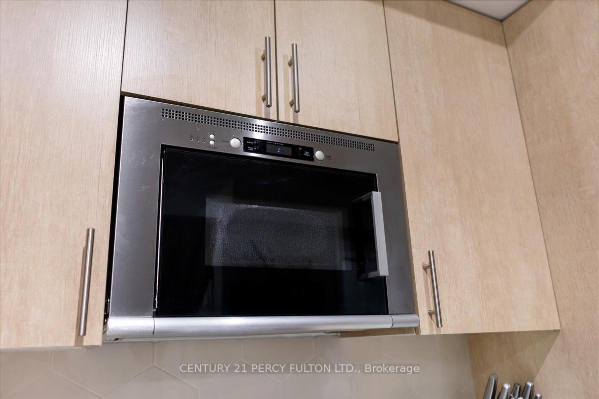 Photo 6 of Unit 2413, 2545 Simcoe Street N, Oshawa, Windfields — HOMEH