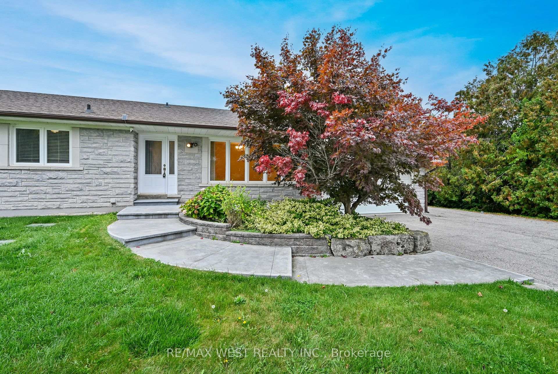 Photo 3 of 12370 Creditview Road, Caledon, Rural Caledon — HOMEH