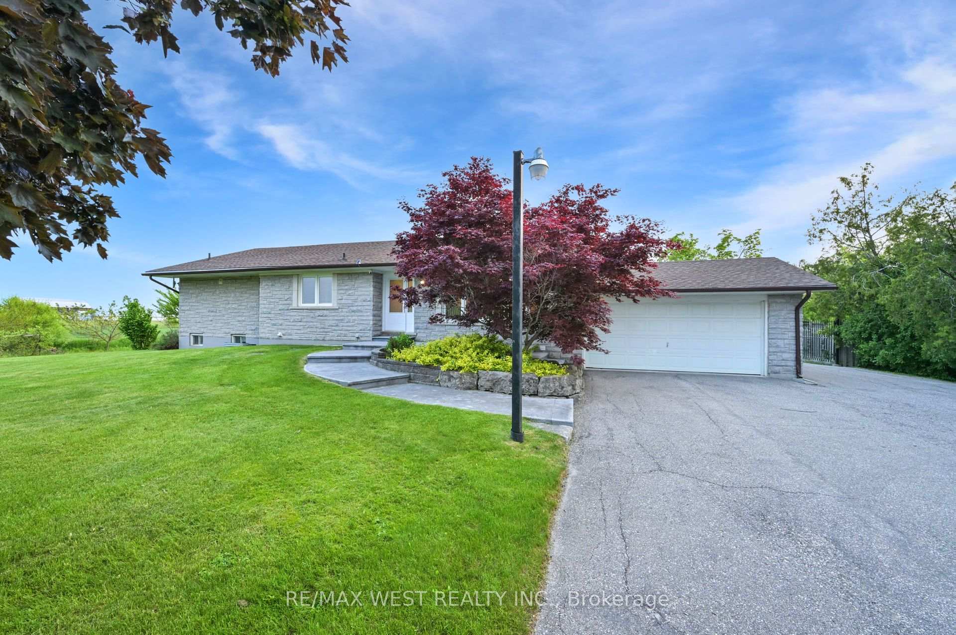 Photo 5 of 12370 Creditview Road, Caledon, Rural Caledon — HOMEH