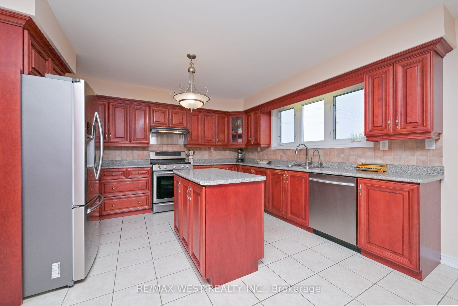Photo 11 of 12370 Creditview Road, Caledon, Rural Caledon — HOMEH