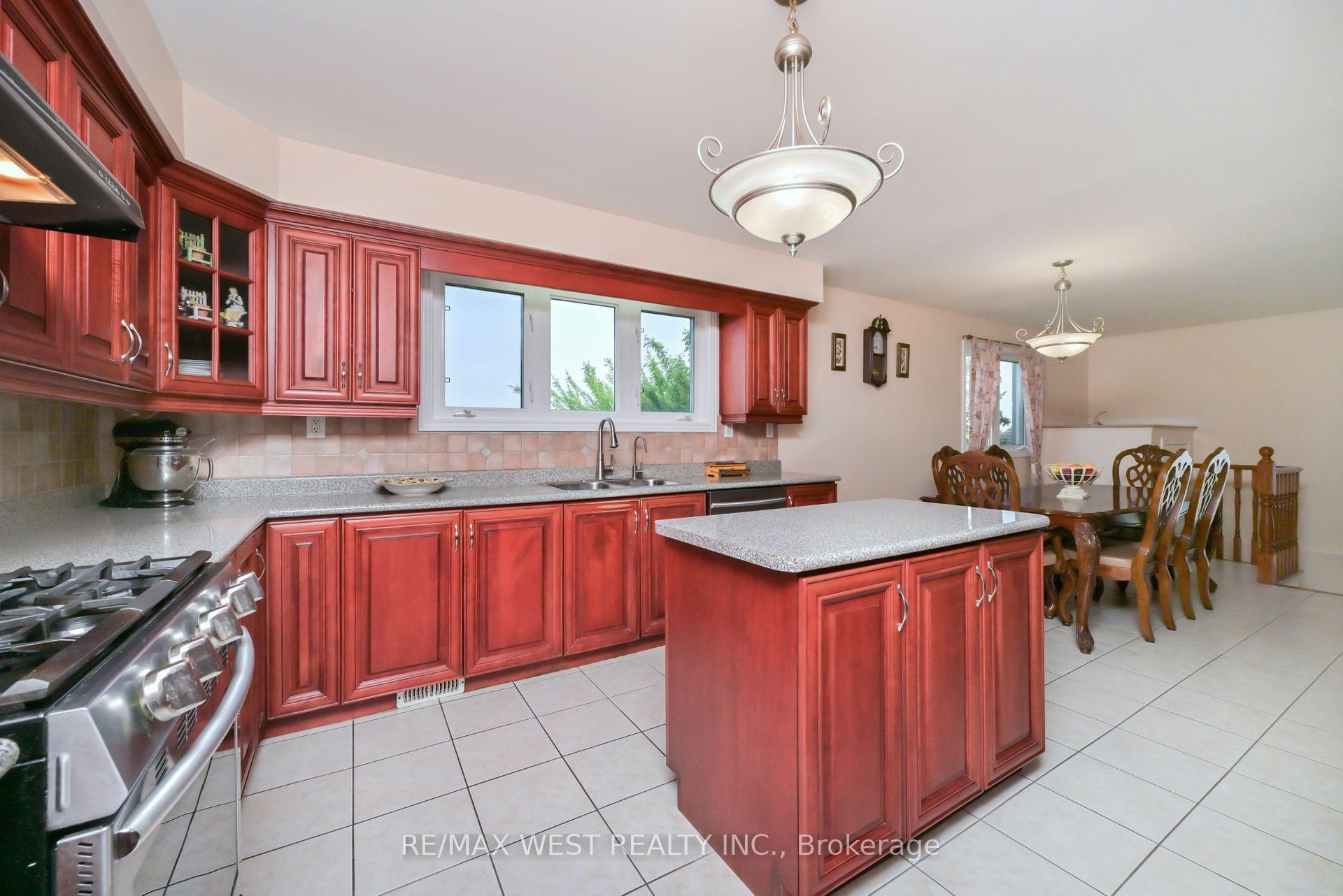 Photo 12 of 12370 Creditview Road, Caledon, Rural Caledon — HOMEH