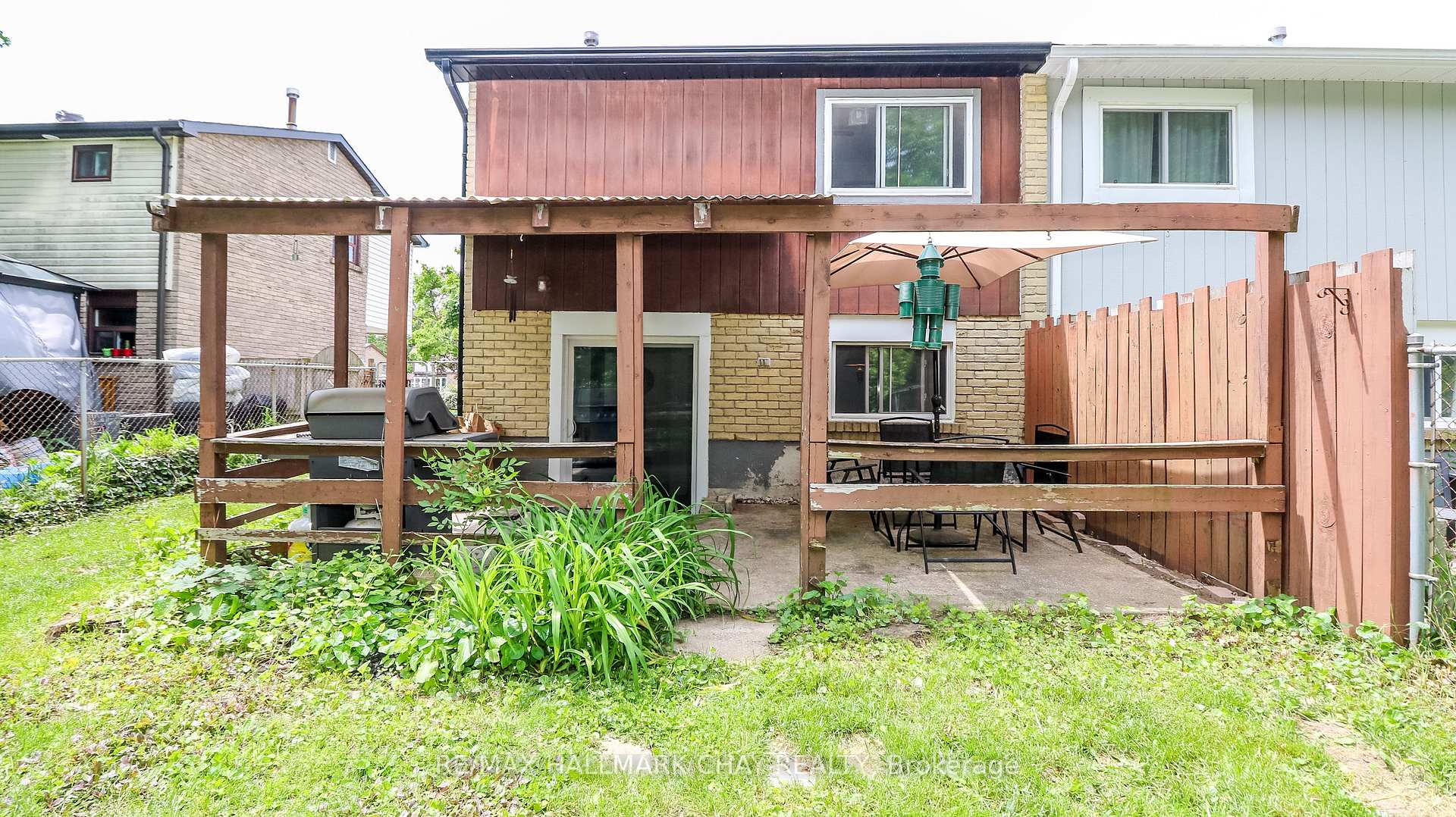 Photo 7 of 21 Scott Crescent, Barrie, Letitia Heights — HOMEH