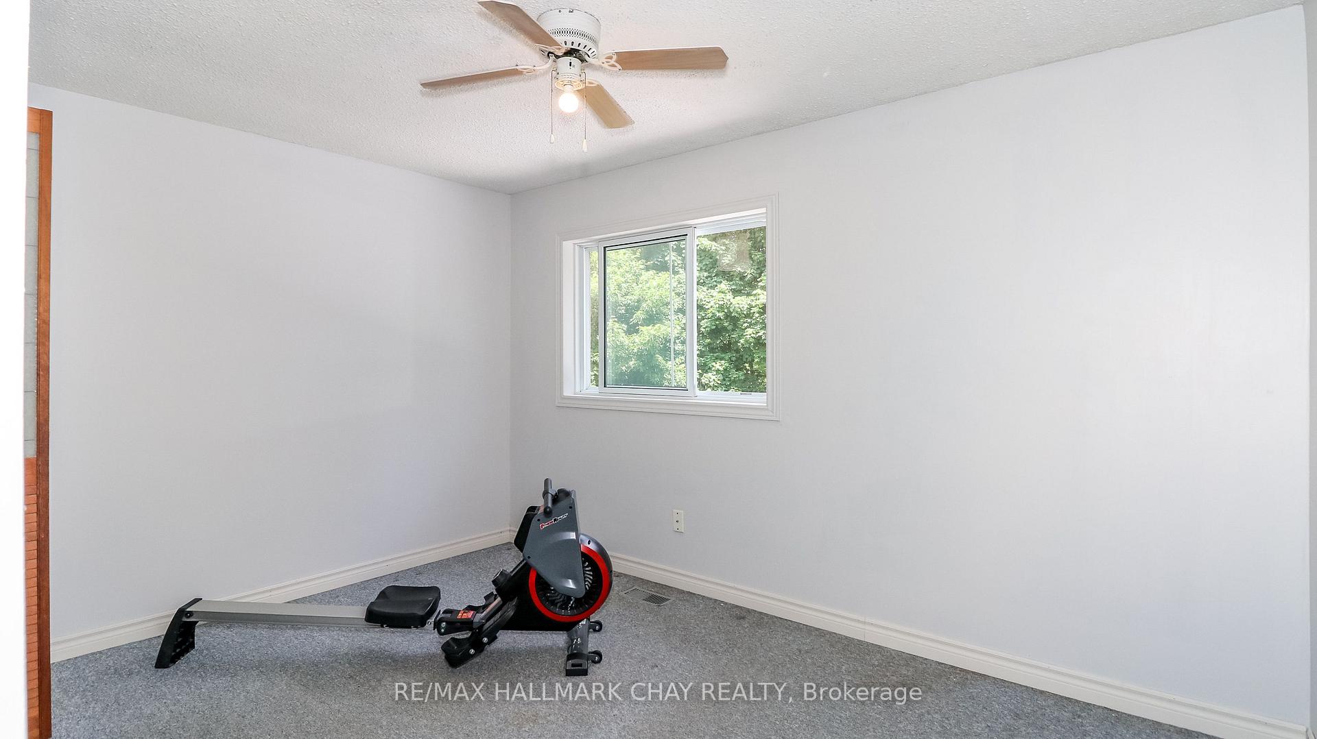 Photo 28 of 21 Scott Crescent, Barrie, Letitia Heights — HOMEH
