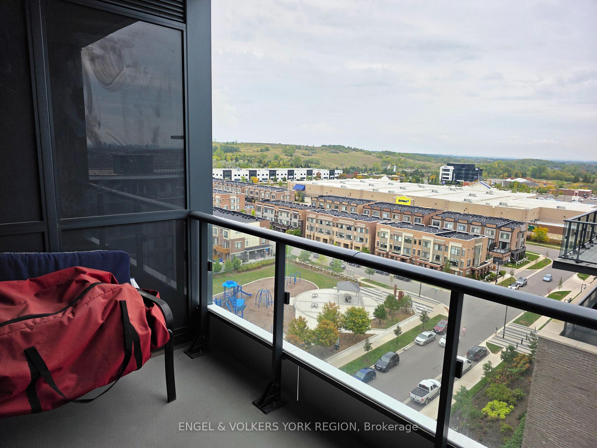 Photo 10 of Unit 1005, 120 Eagle Rock Way, Vaughan, Rural Vaughan — HOMEH