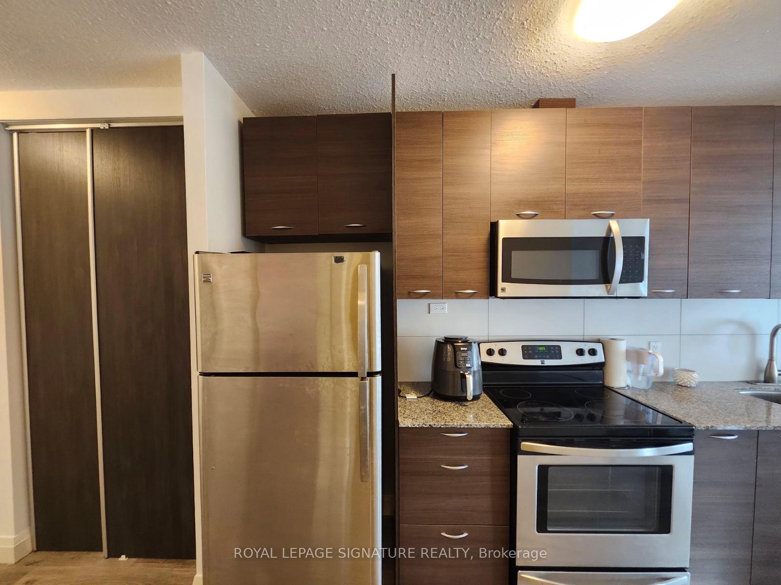 Photo 17 of Unit 217, 318 Spruce Street W, Waterloo, Lakeshore Village — HOMEH